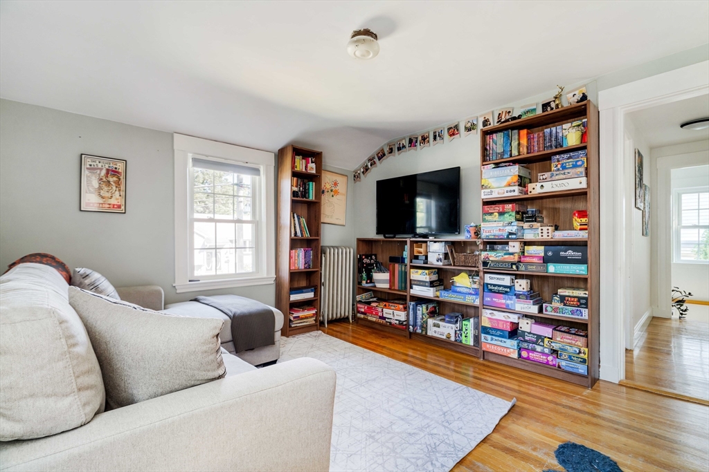 26 Elmwood Ave