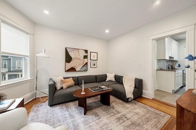 17 Belmont St # 1
