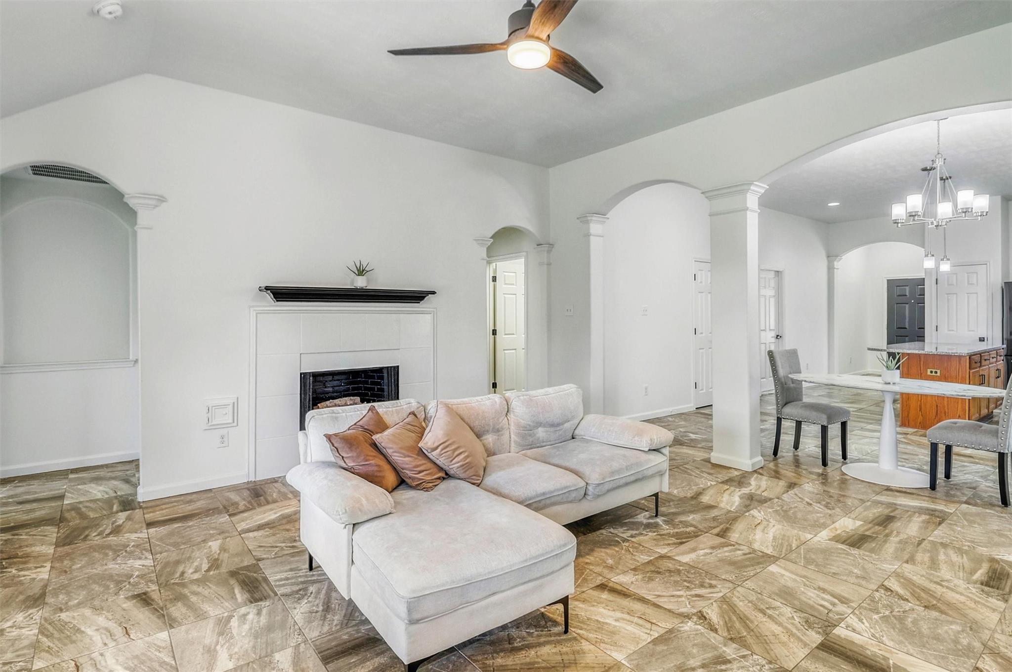 6015 Wildbriar Lane