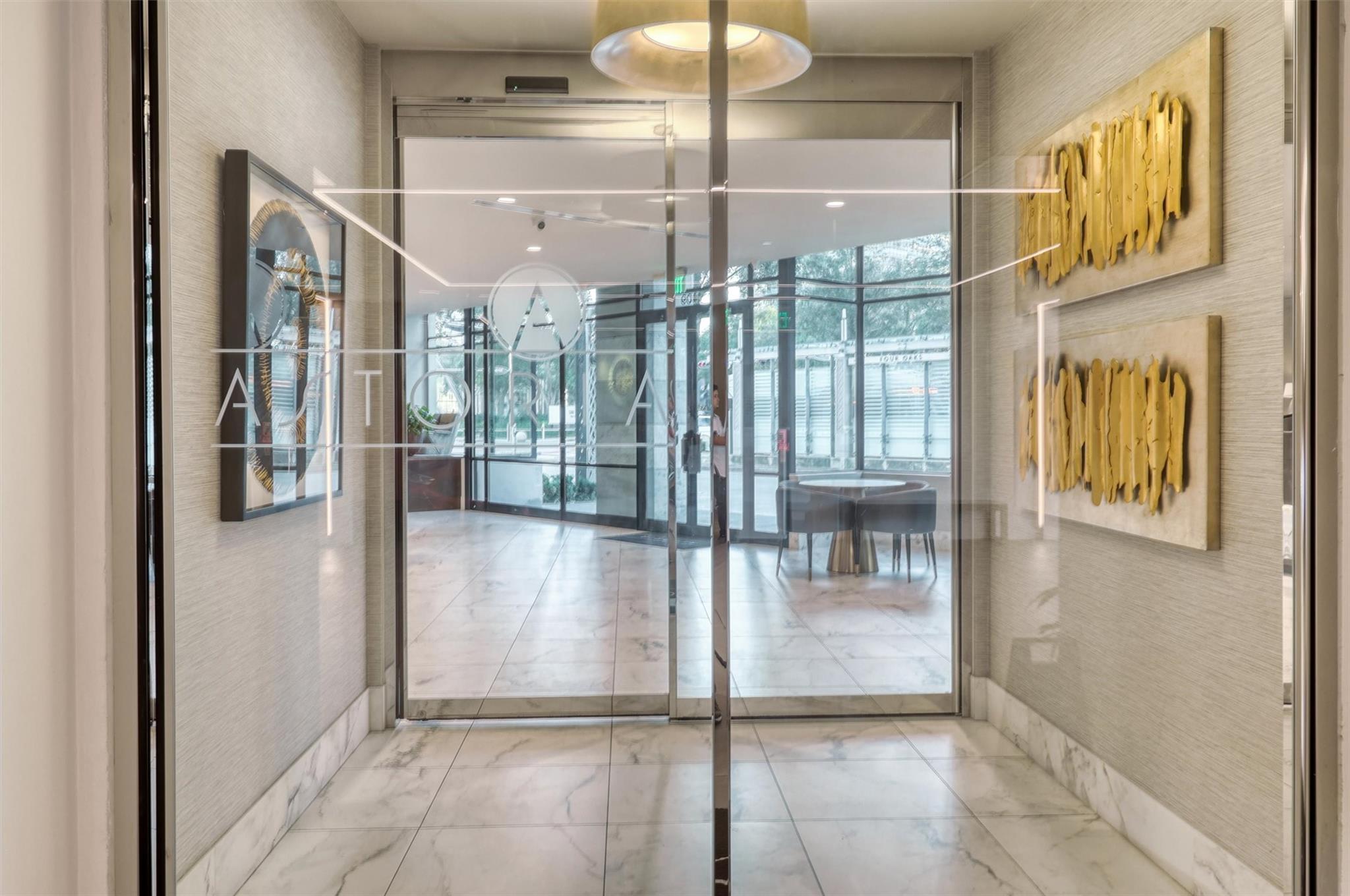 1409 Post Oak Boulevard # 2004