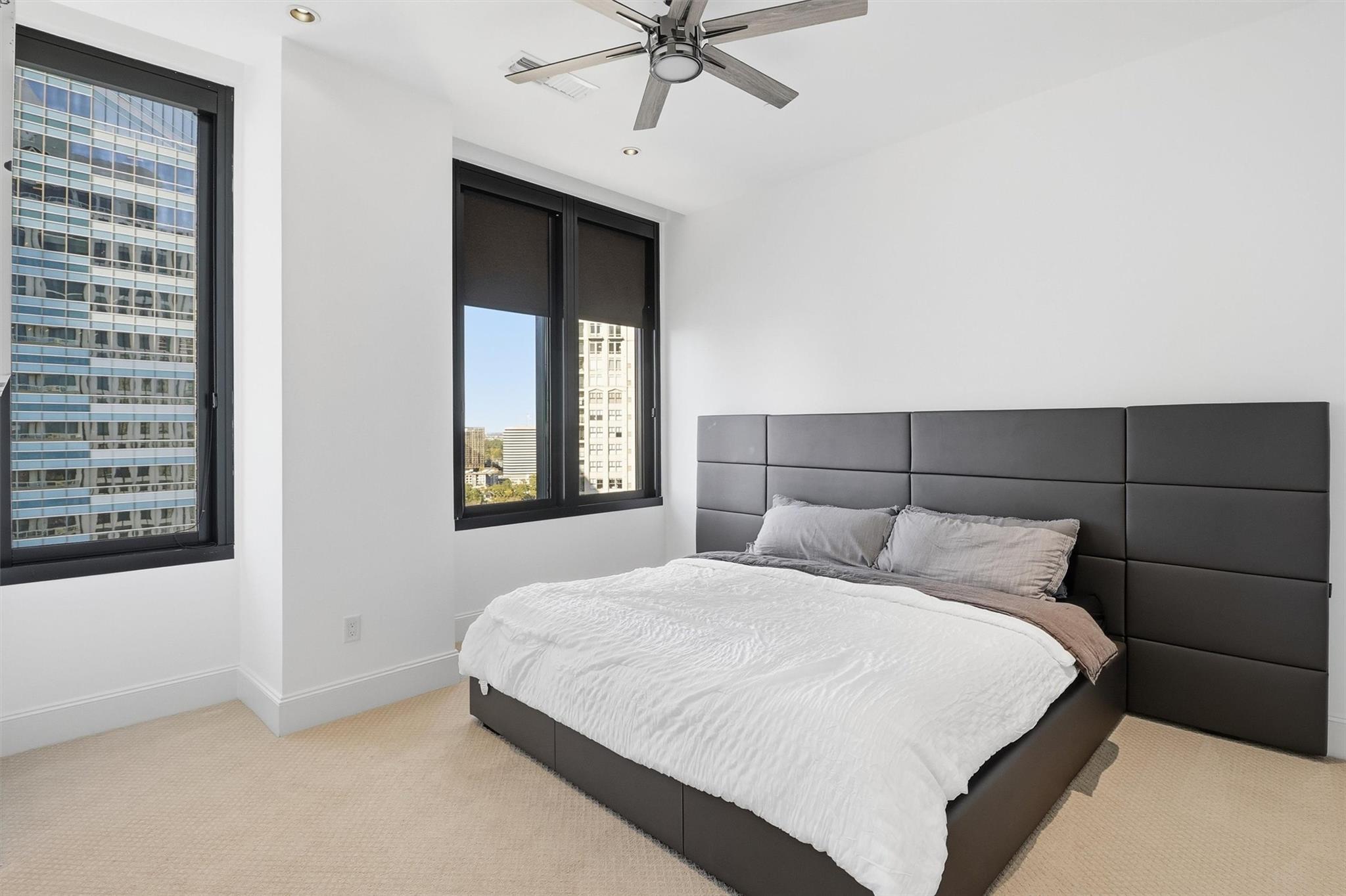 1409 Post Oak Boulevard # 2004