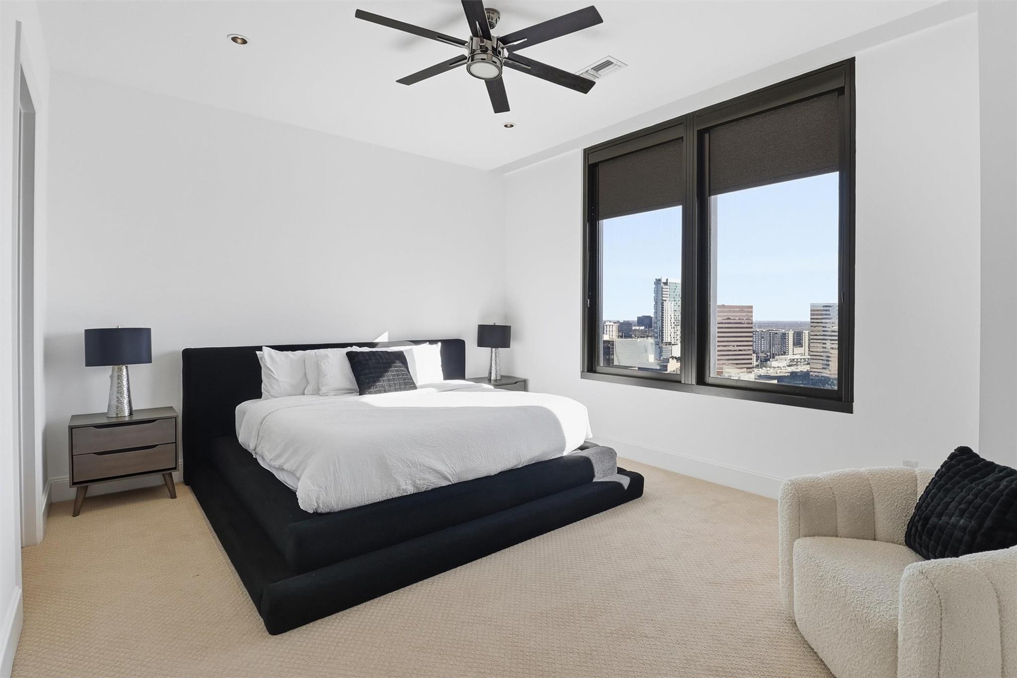 1409 Post Oak Boulevard # 2004