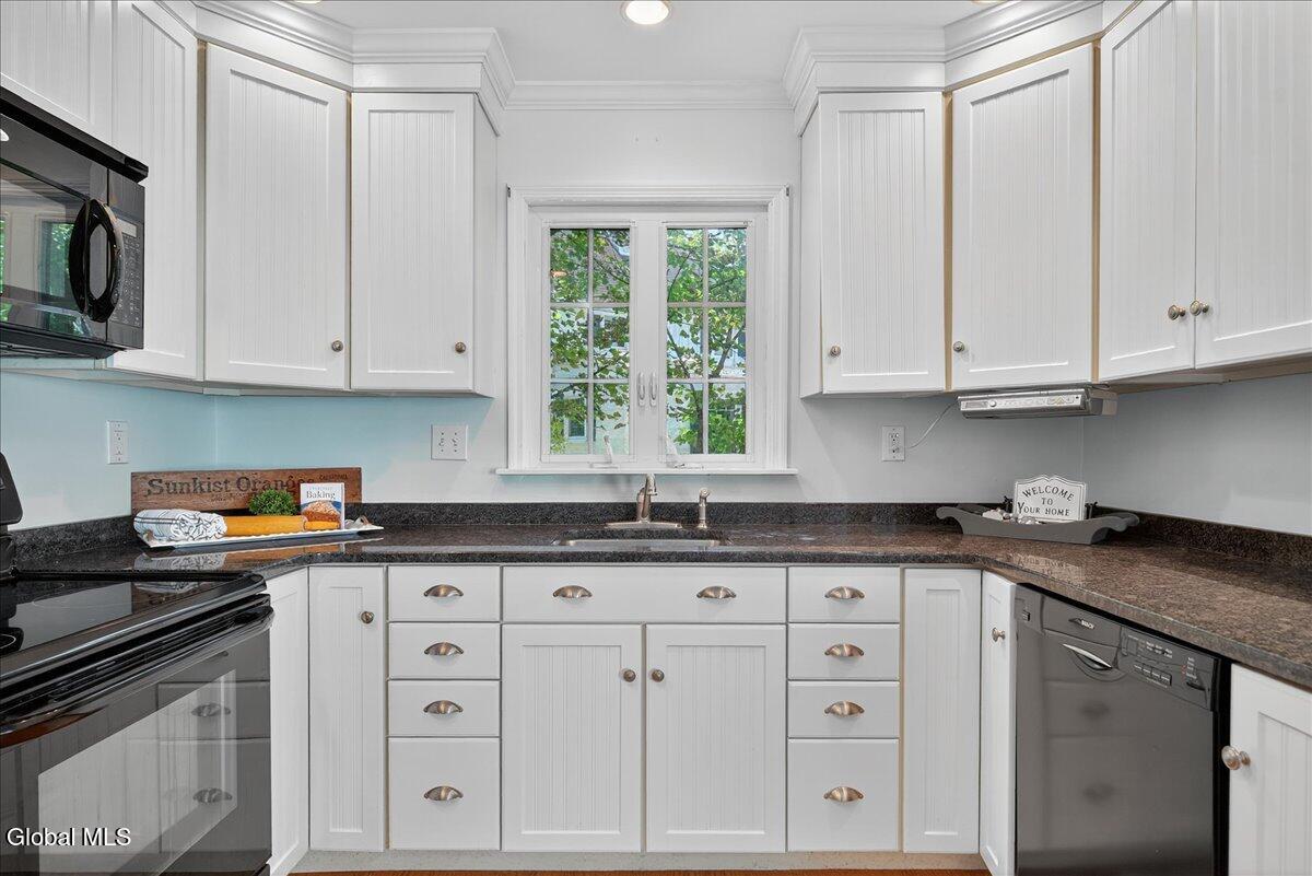 2209 Niskayuna Drive