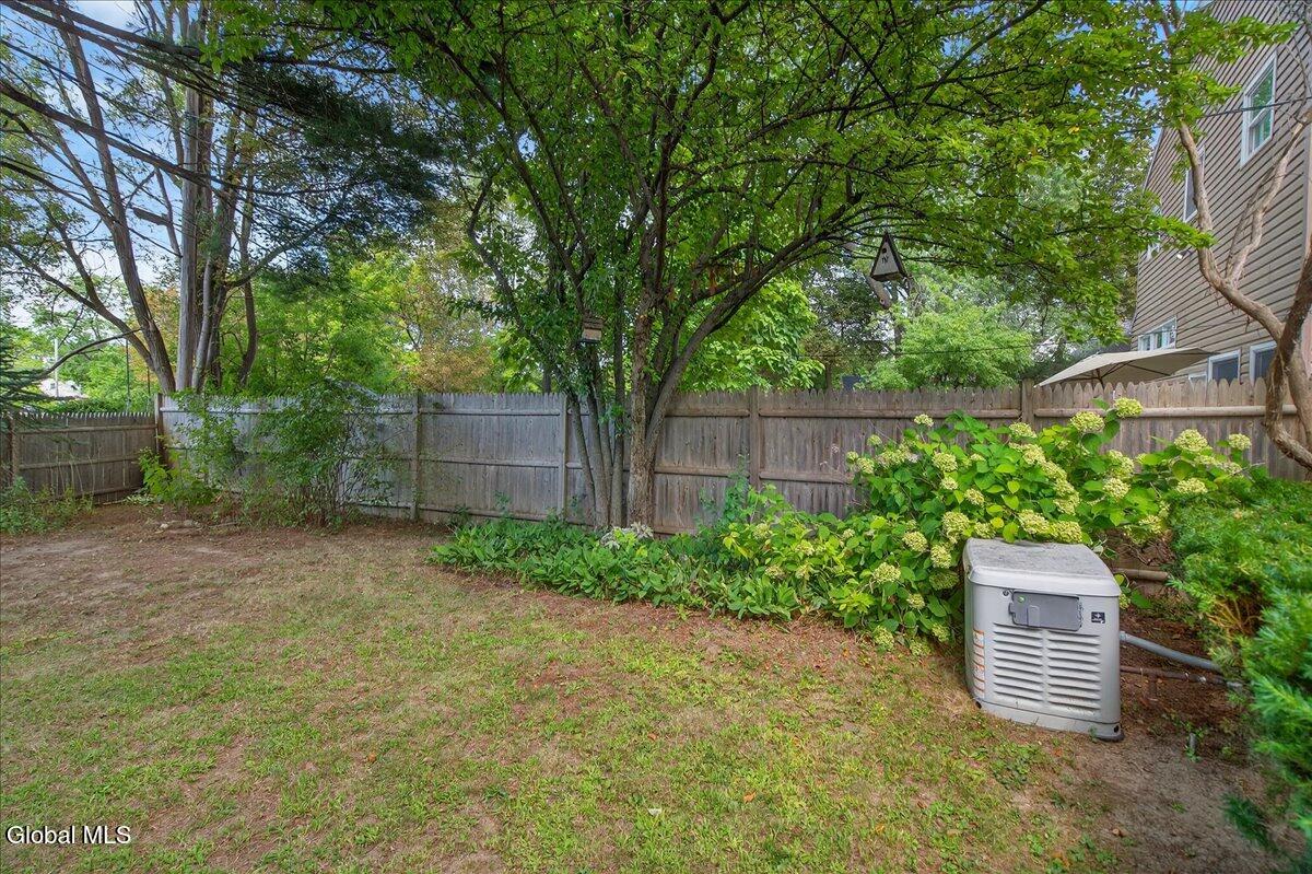 2209 Niskayuna Drive