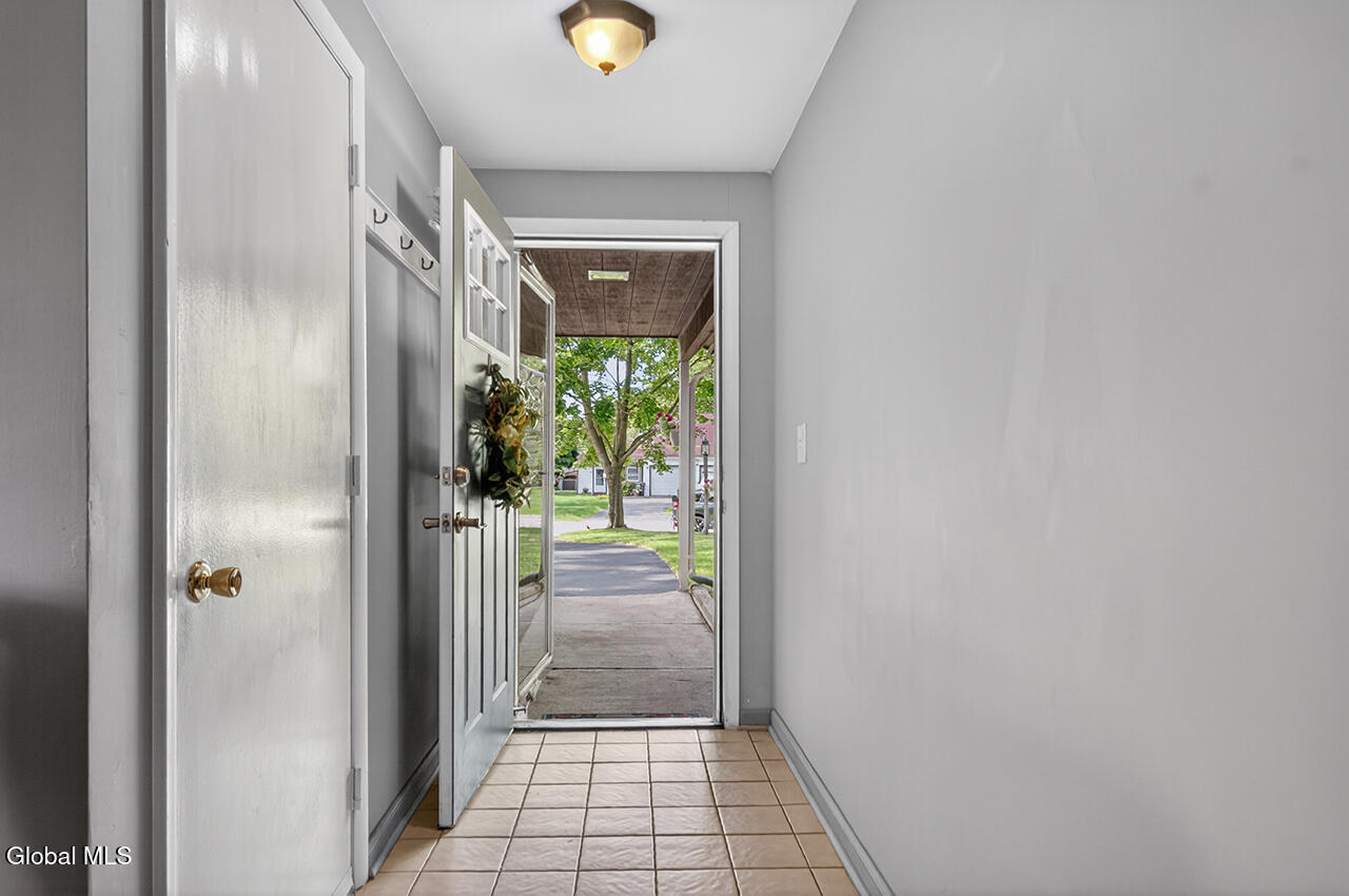 31 Glenbrook Drive