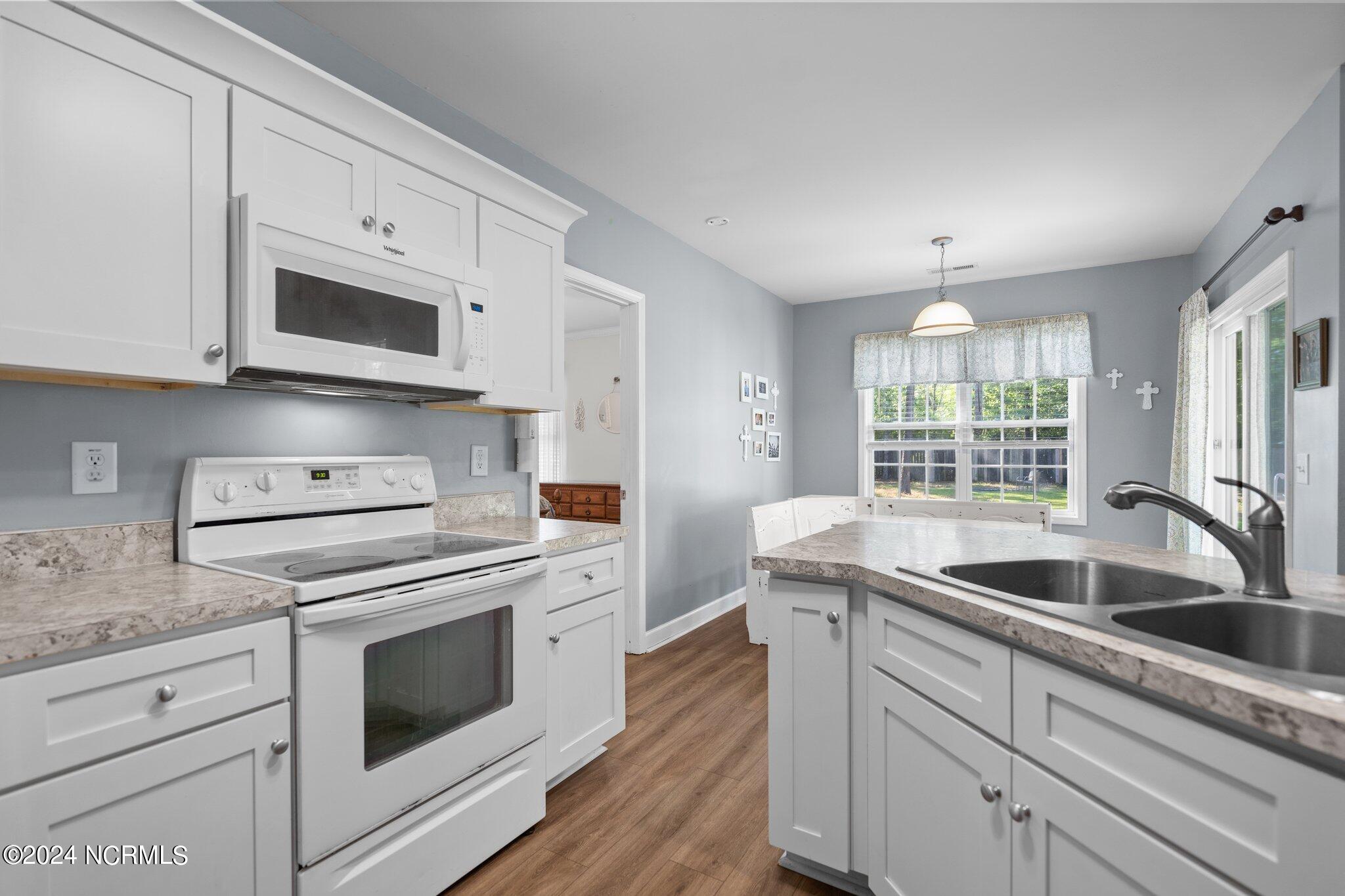 214 Gold Leaf Drive