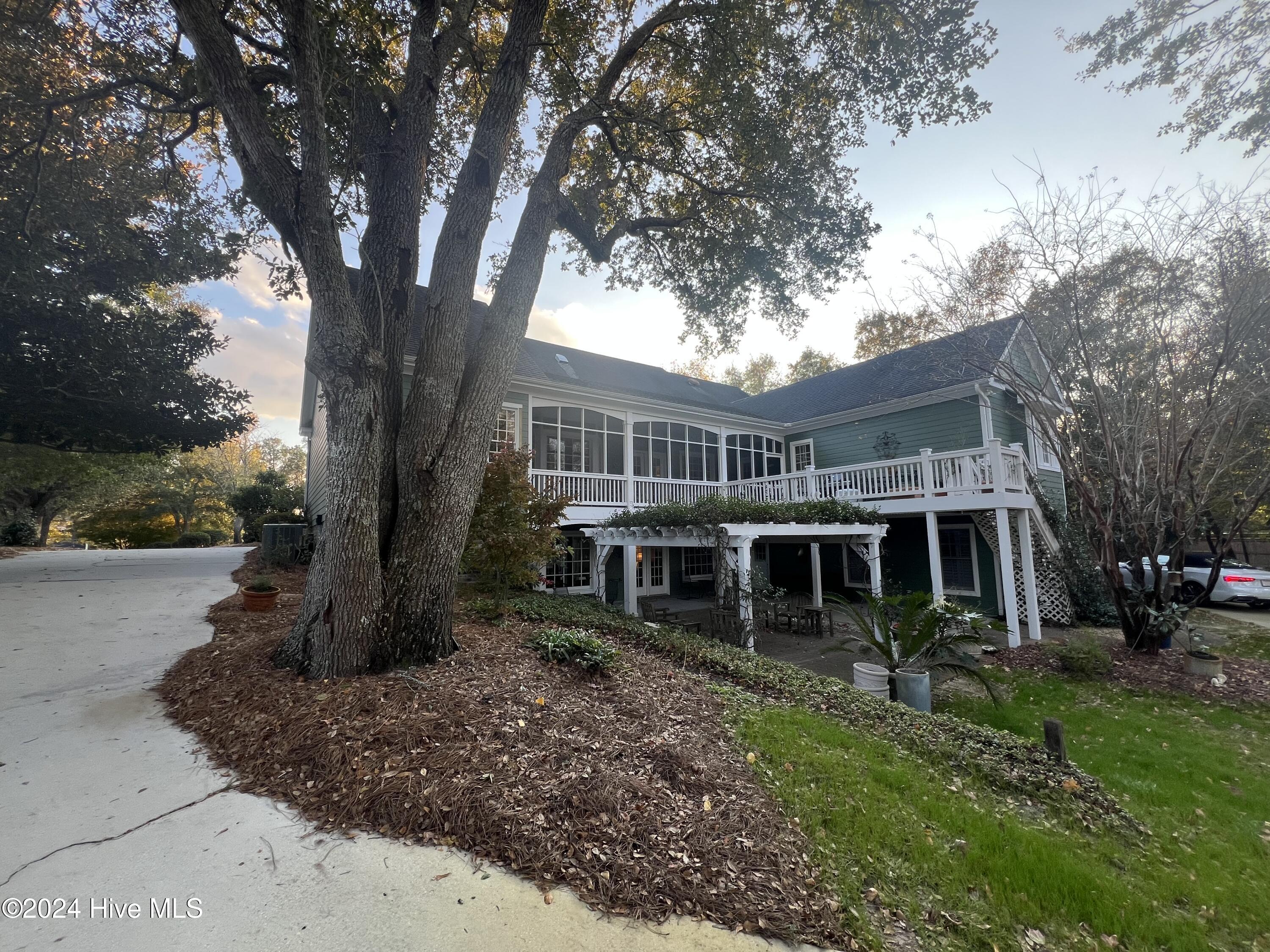 100 Drake Road