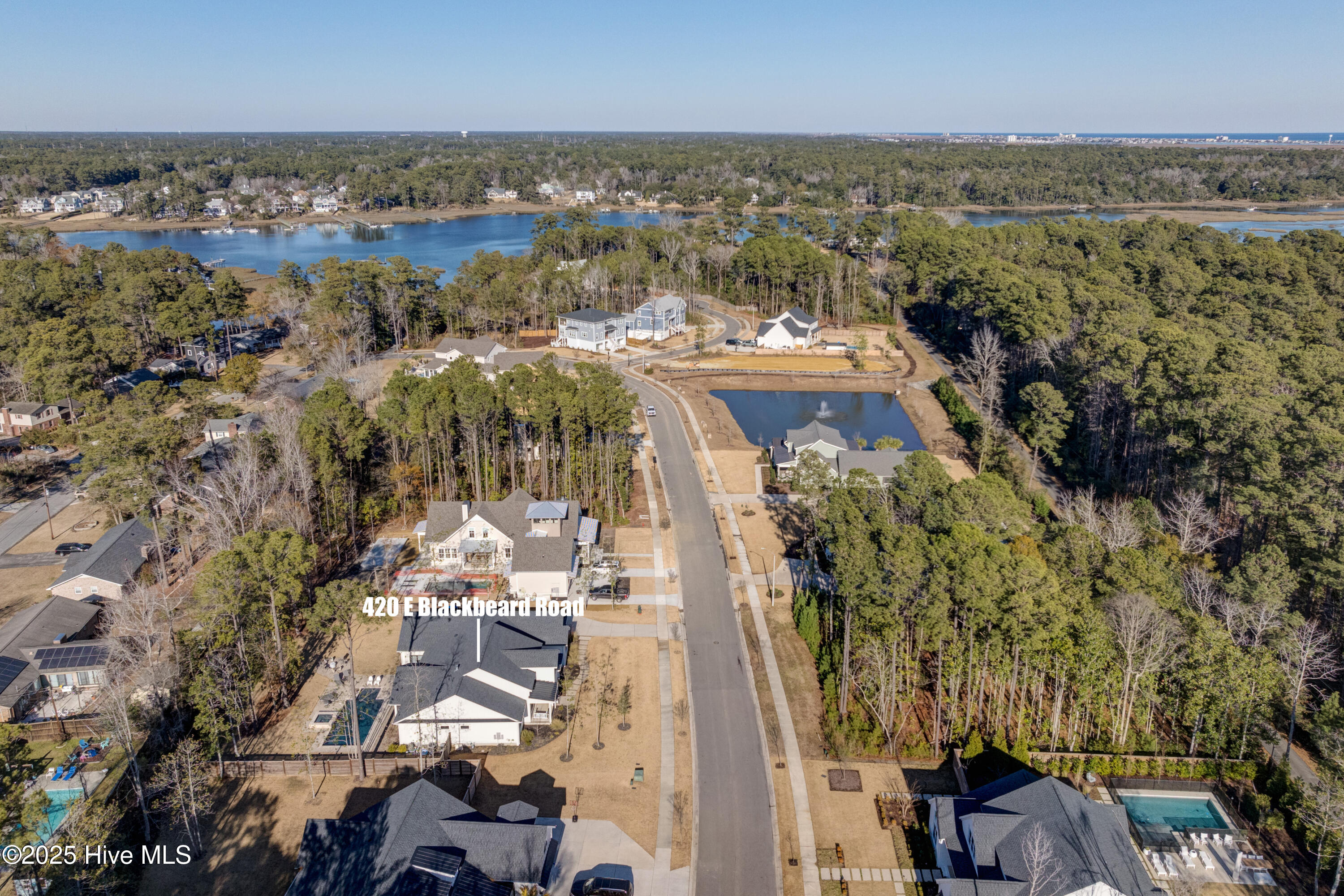 420 E Blackbeard Road