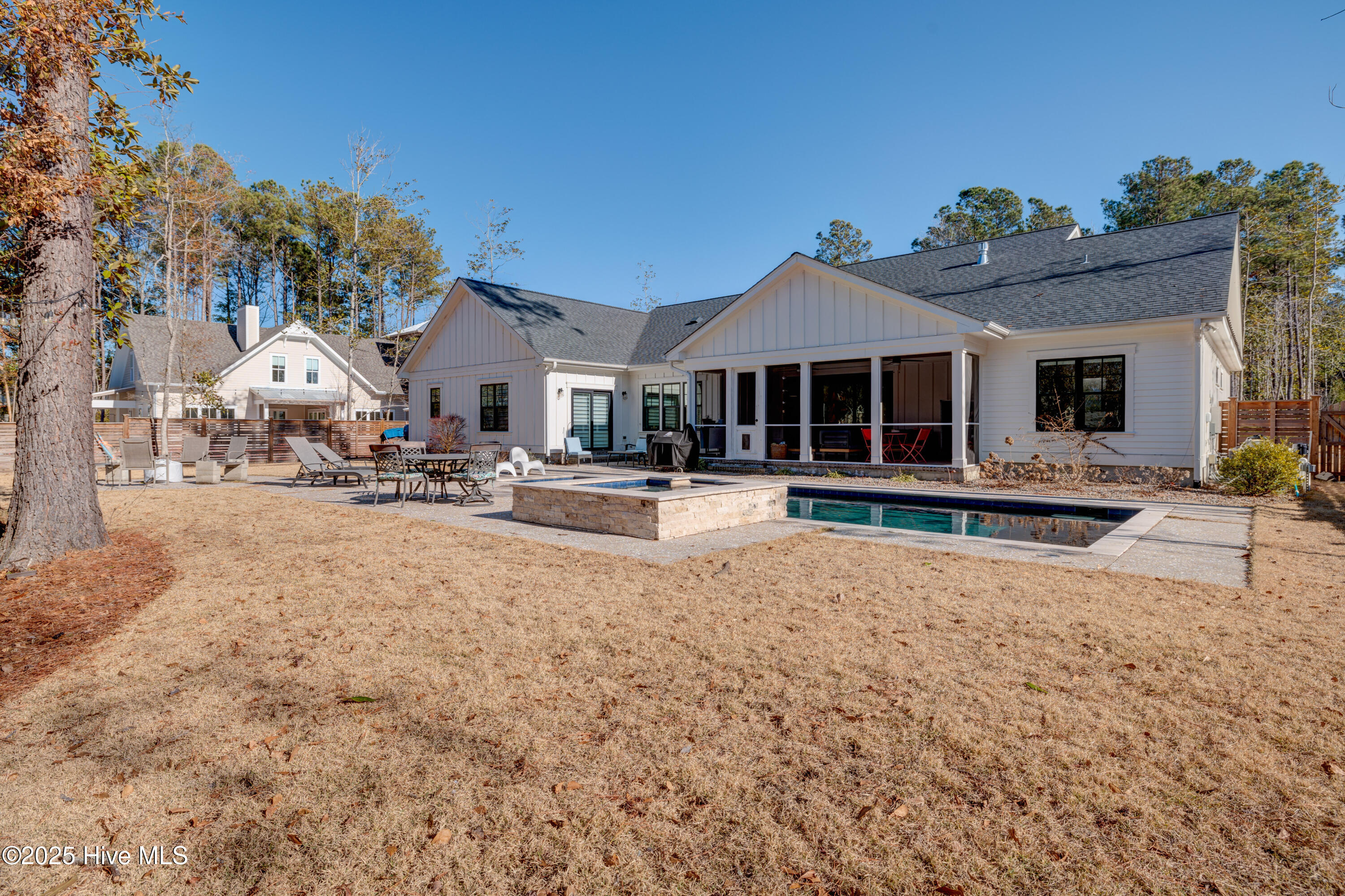 420 E Blackbeard Road