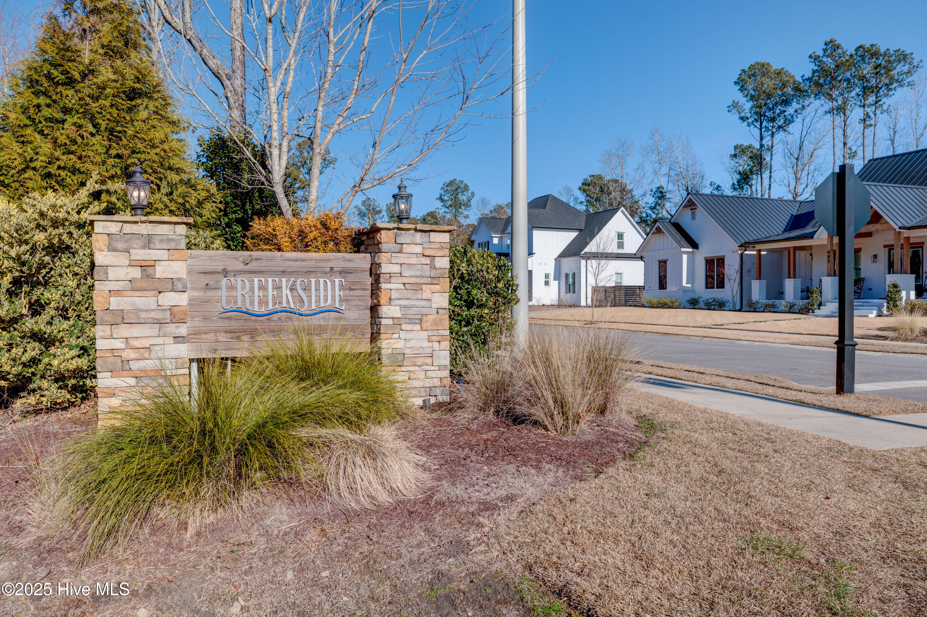 420 E Blackbeard Road