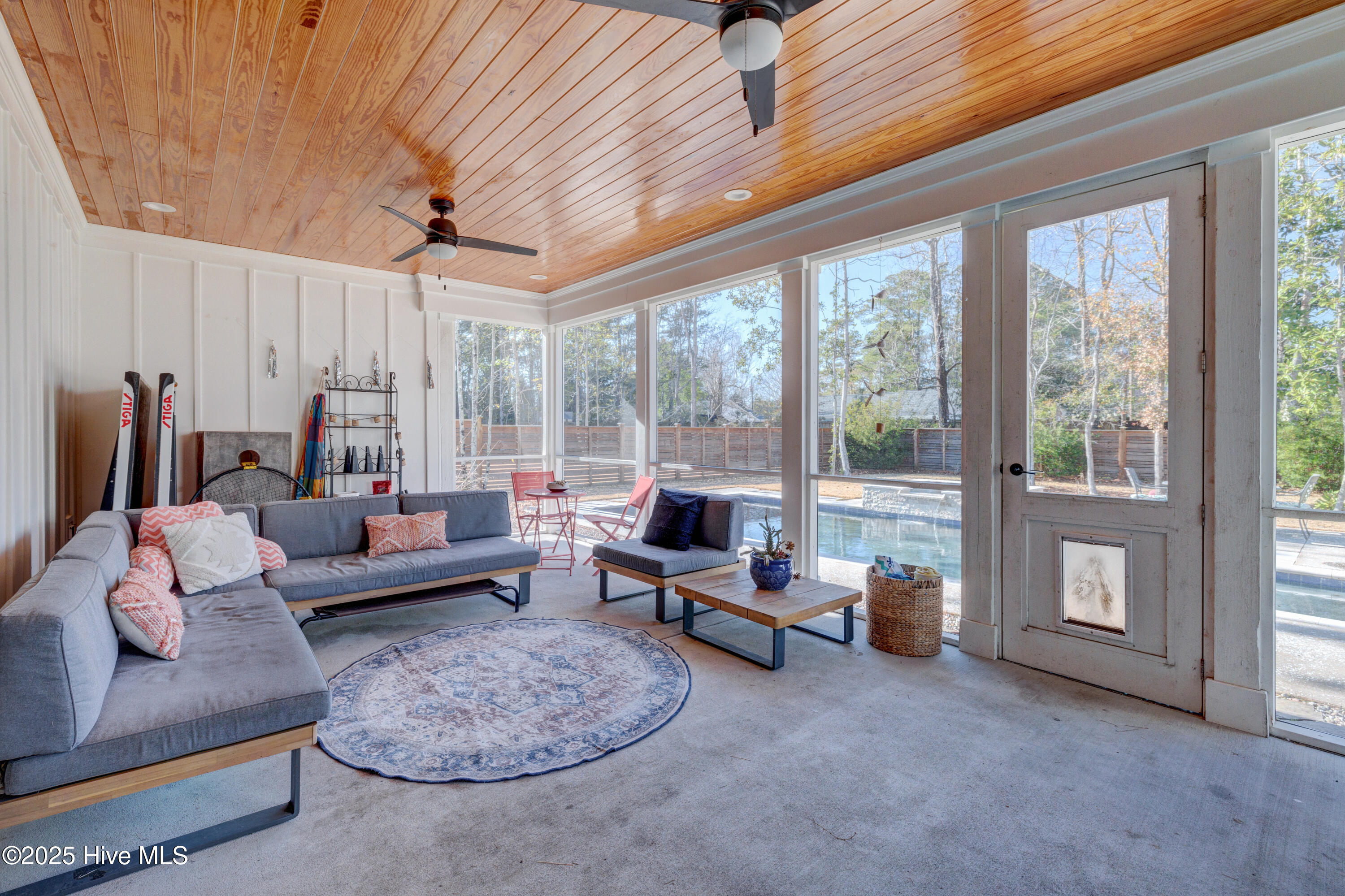 420 E Blackbeard Road