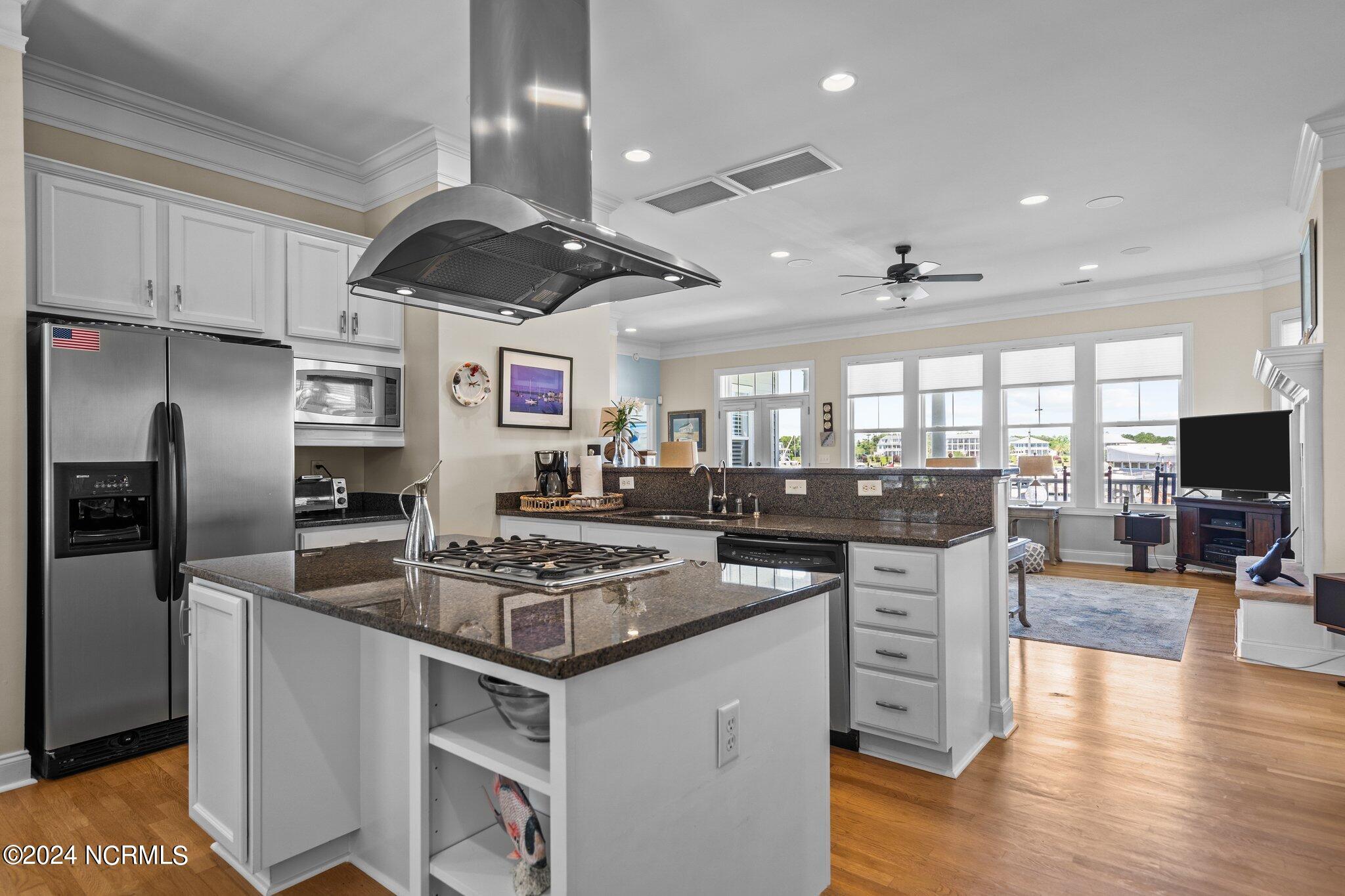 508 Lakeview Drive