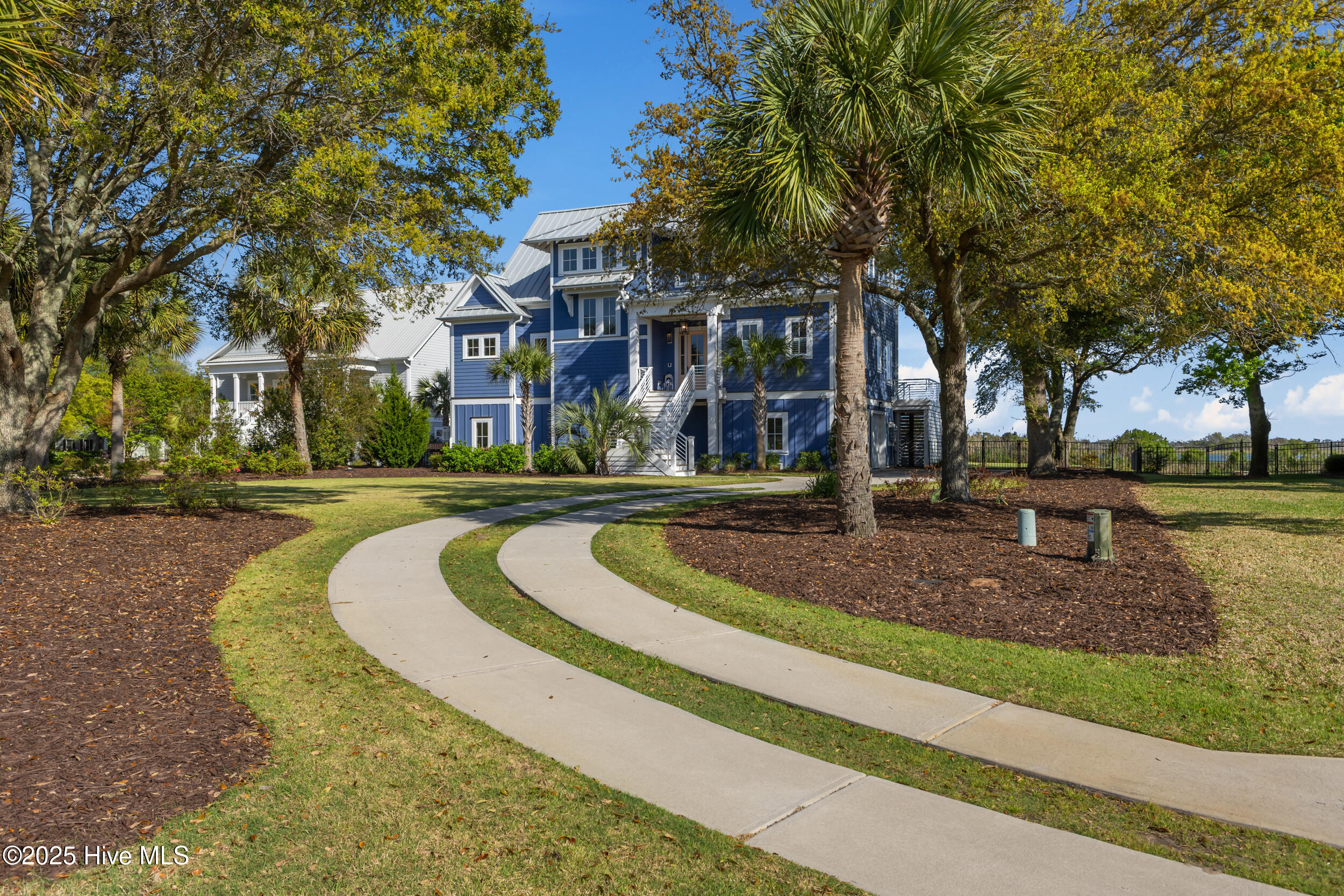 263 Harbour Village Drive