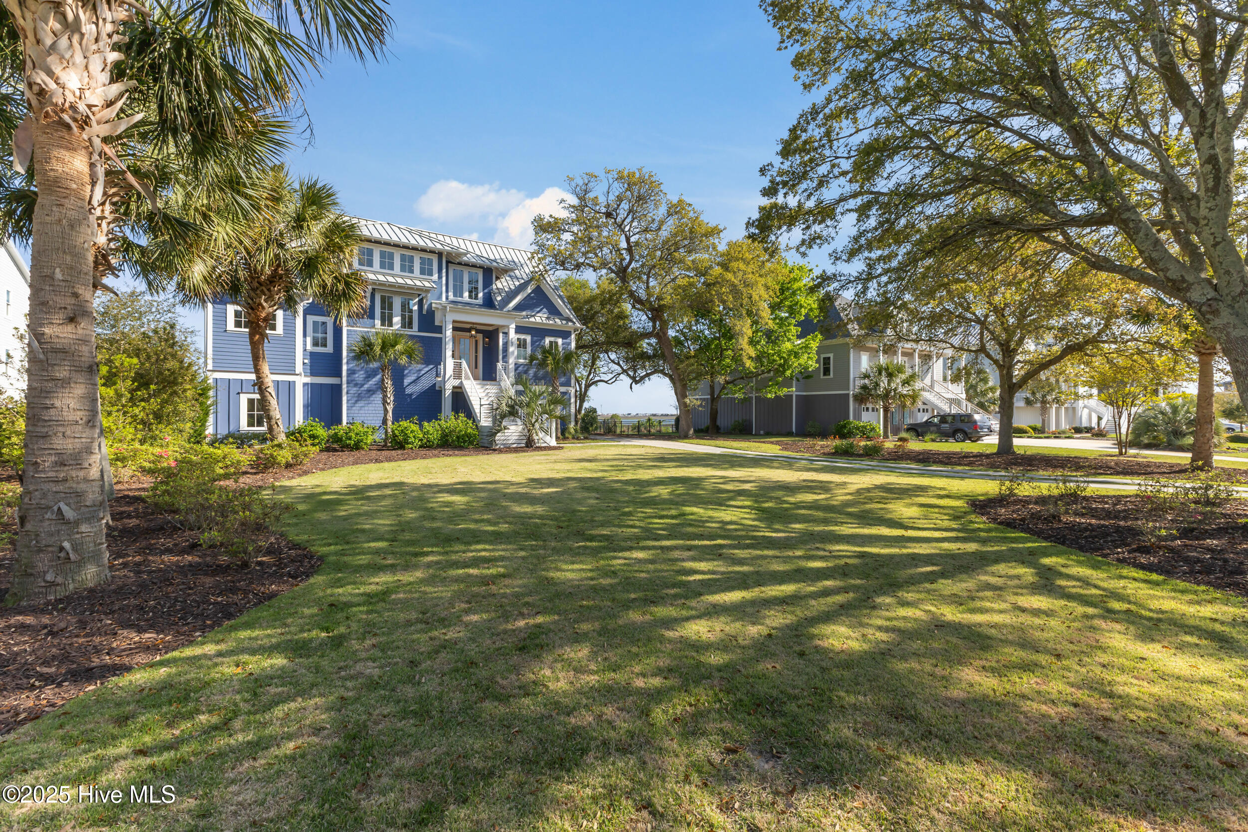 263 Harbour Village Drive