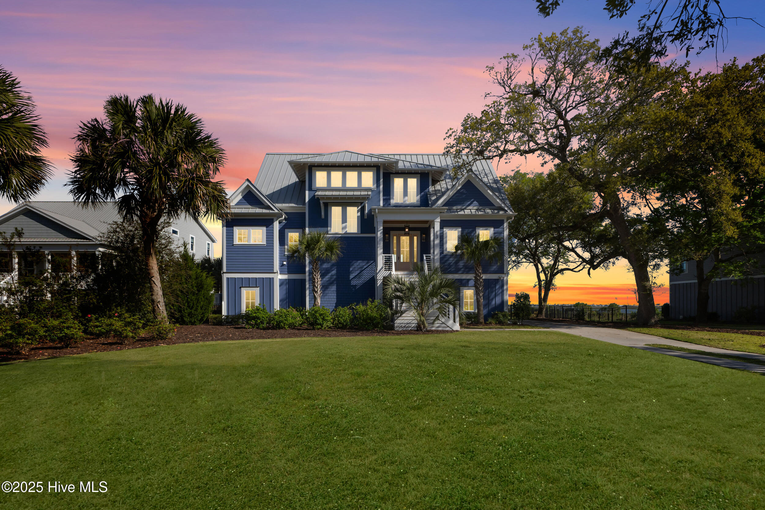 263 Harbour Village Drive