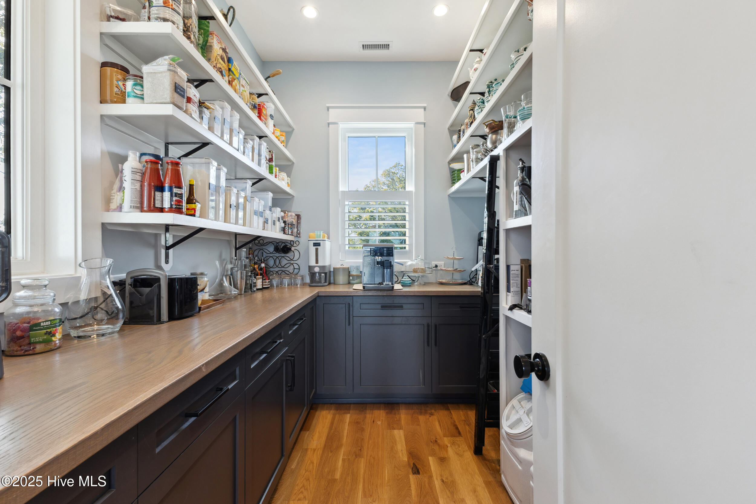 263 Harbour Village Drive