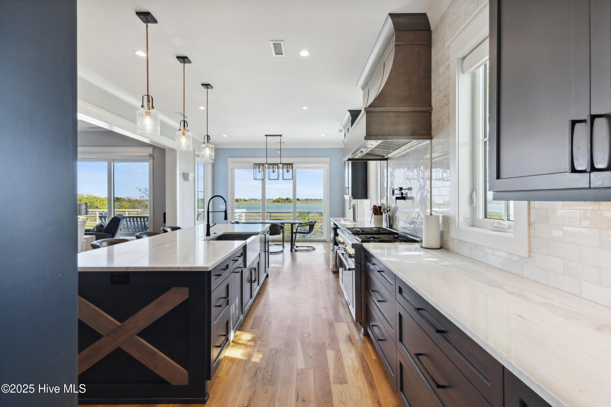 263 Harbour Village Drive