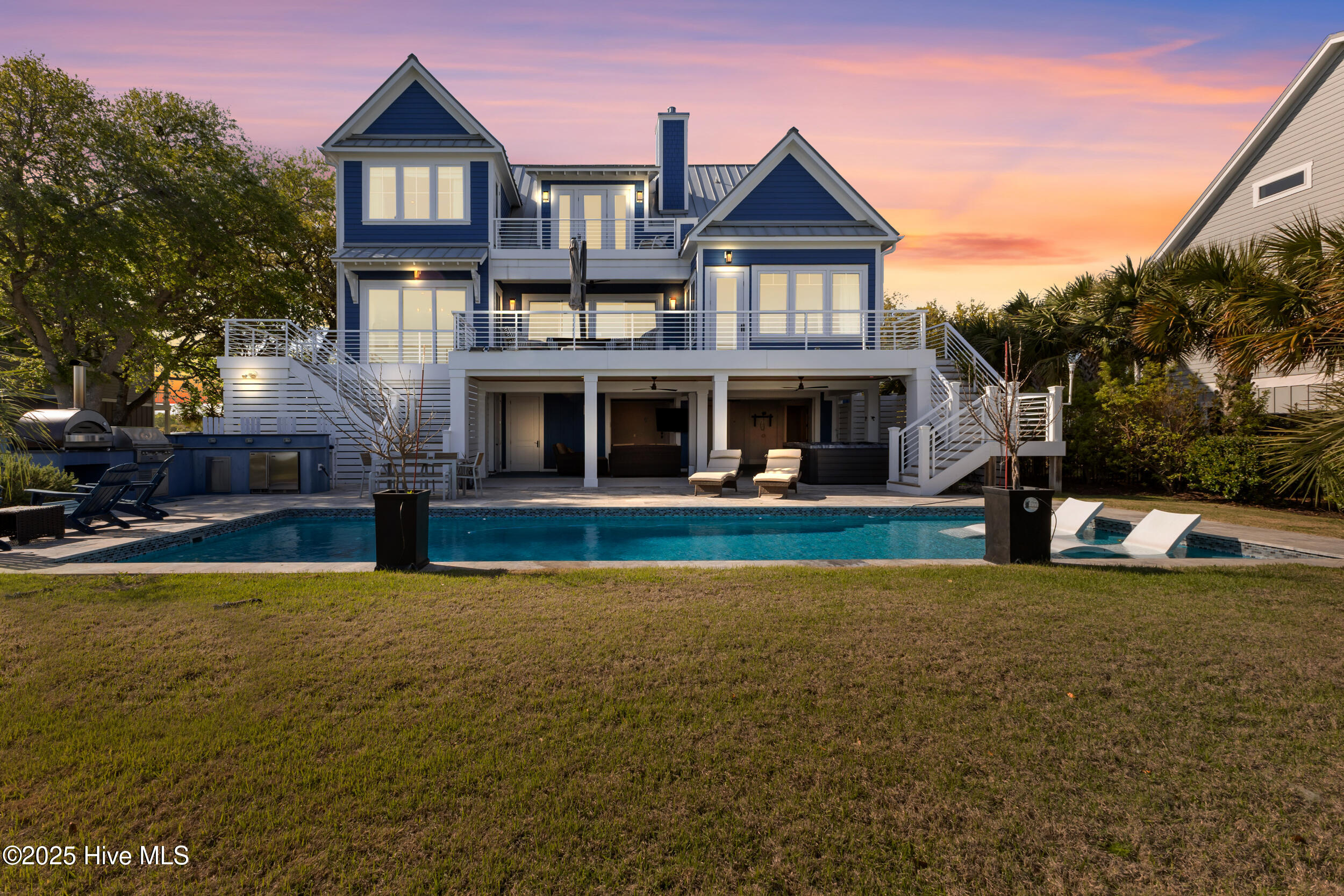263 Harbour Village Drive