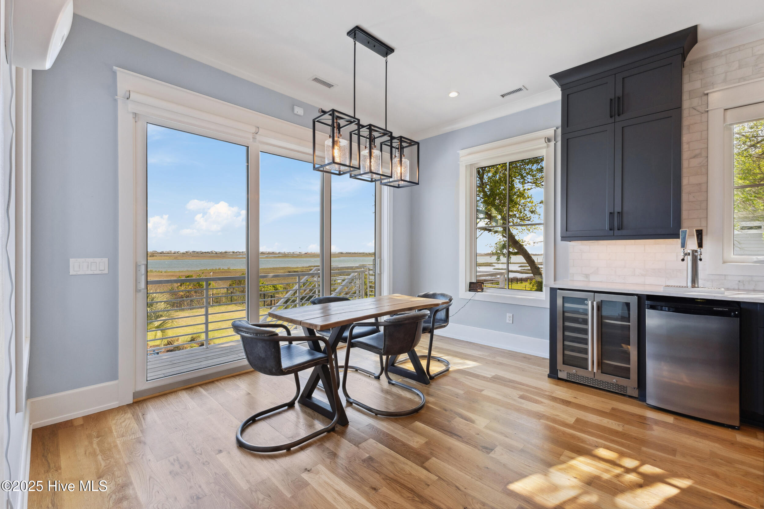 263 Harbour Village Drive