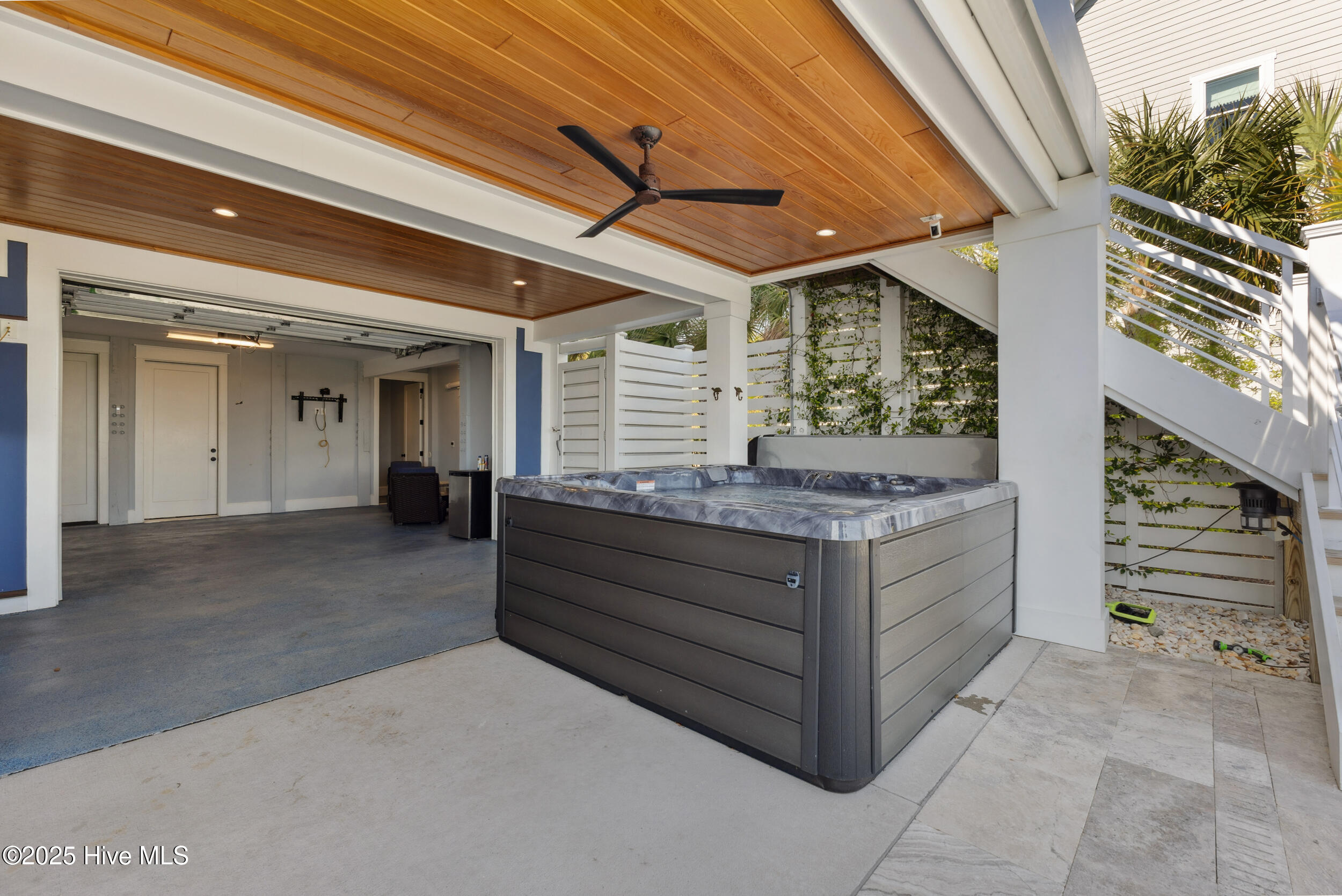 263 Harbour Village Drive