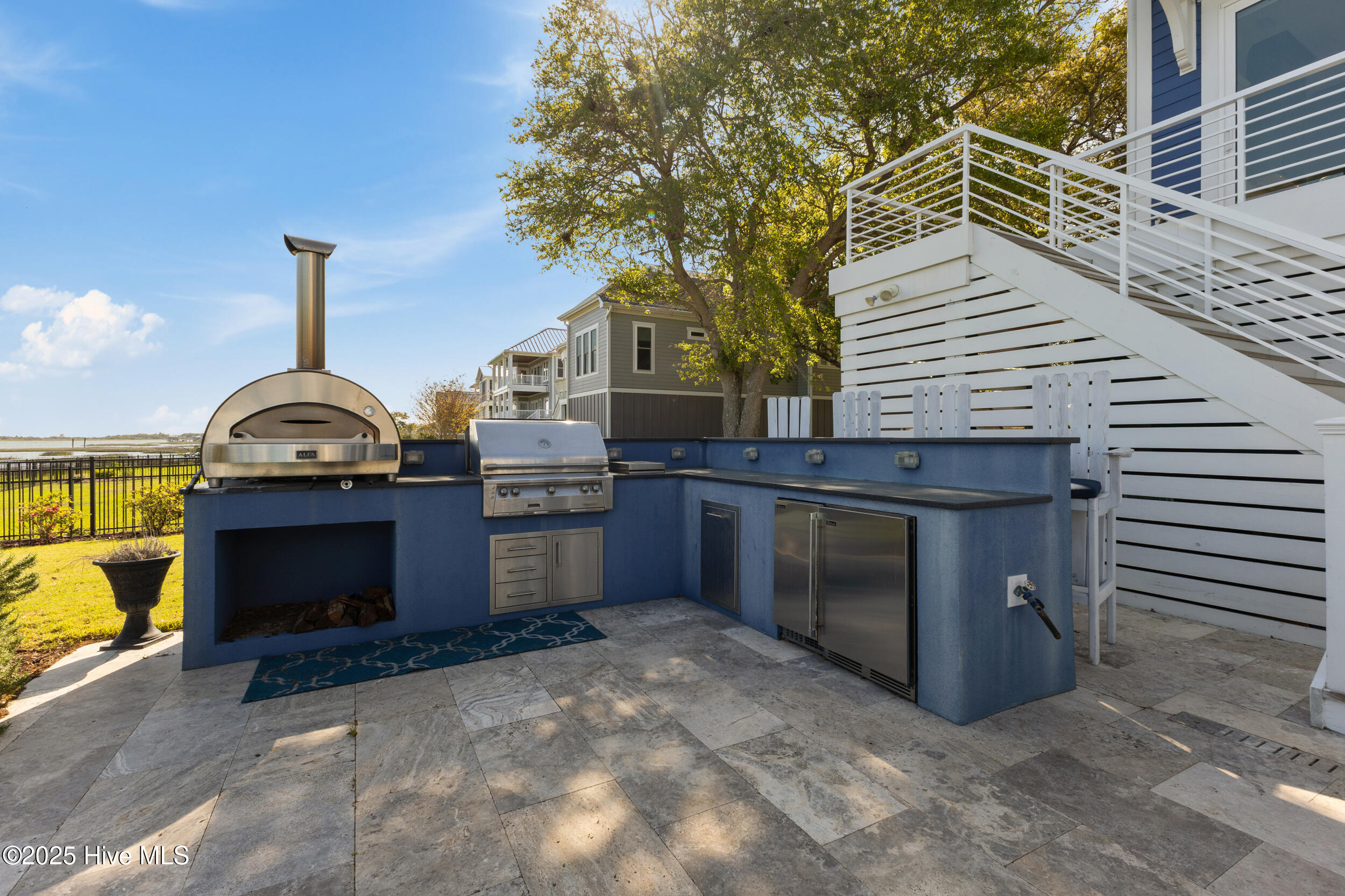 263 Harbour Village Drive