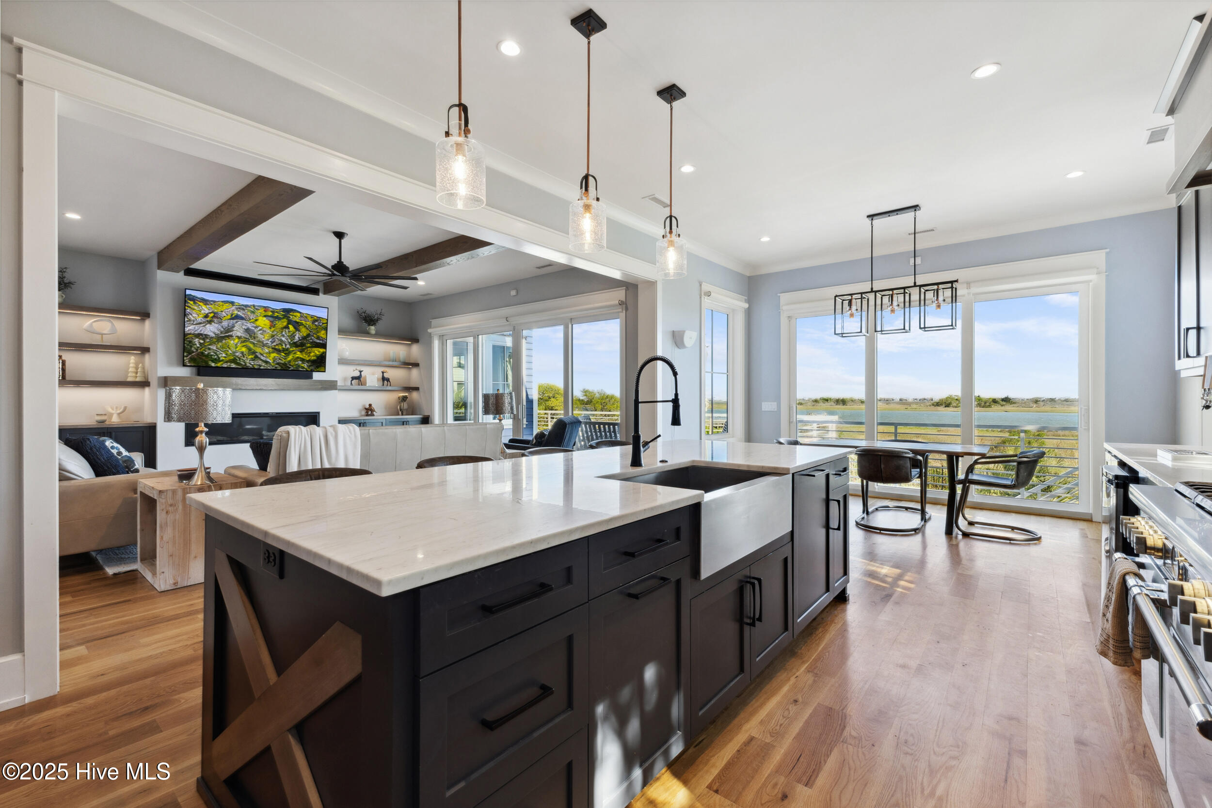 263 Harbour Village Drive