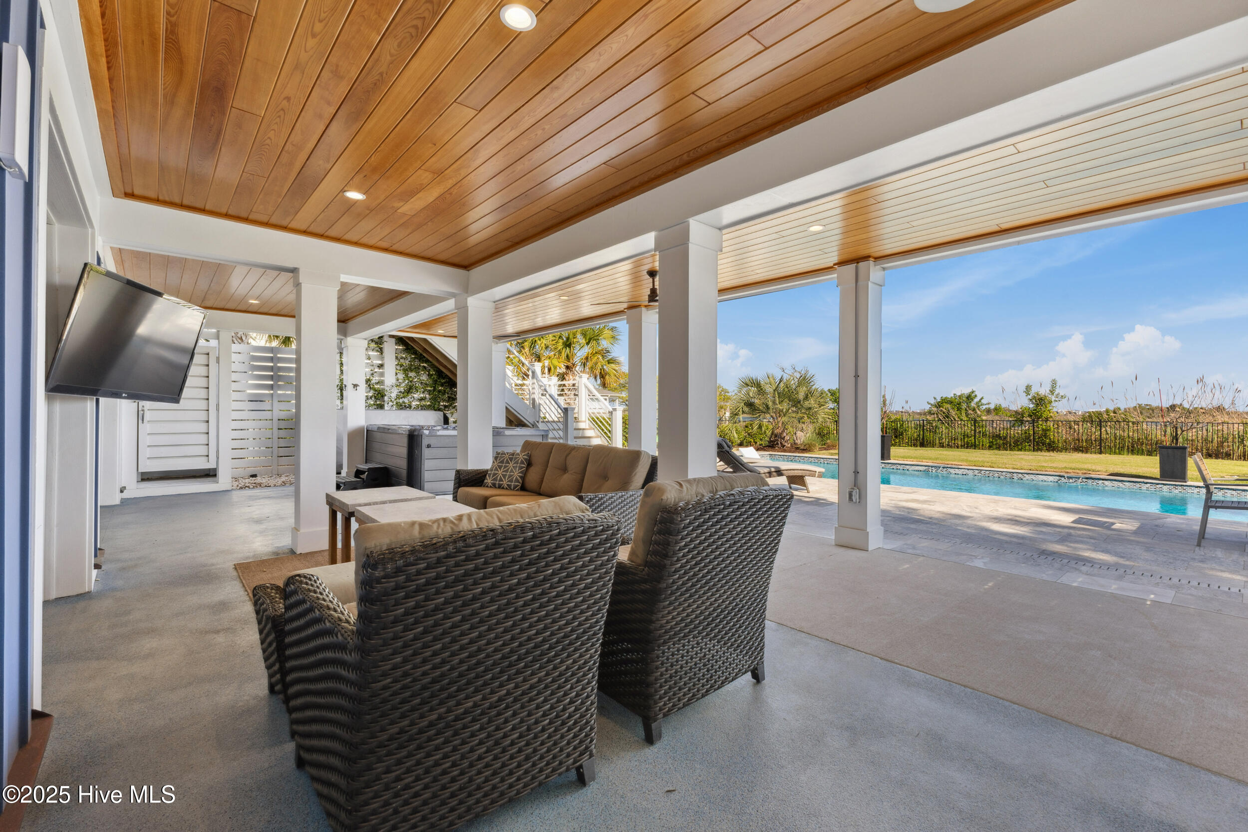 263 Harbour Village Drive