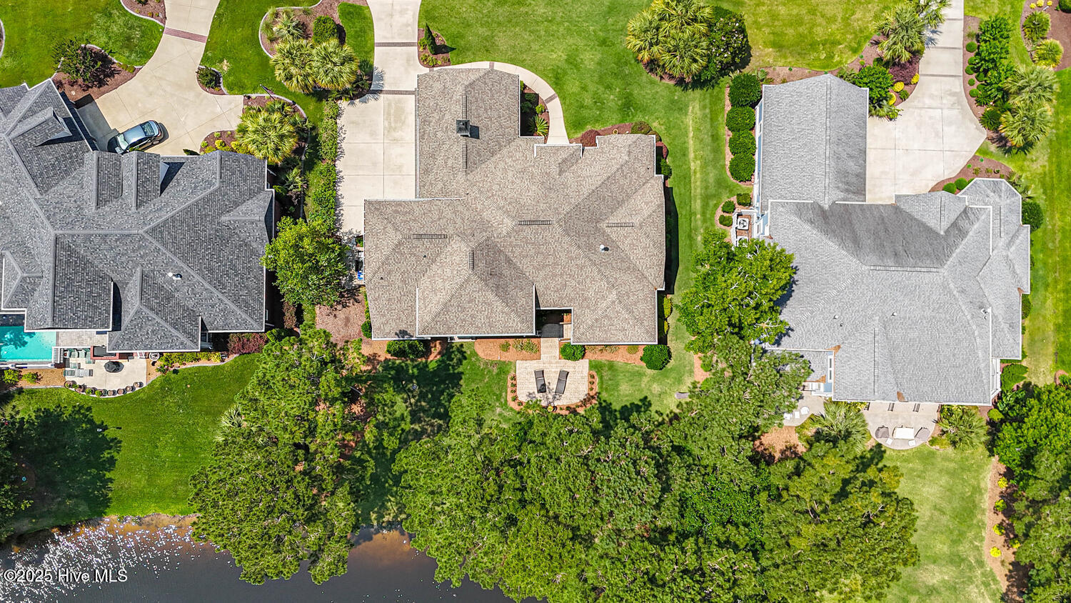 558 Westchester Place SW