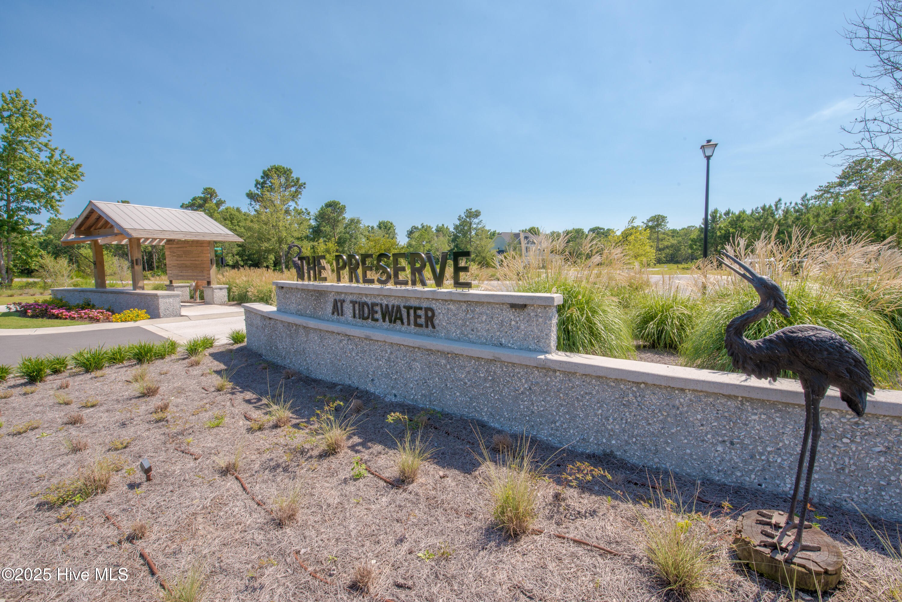 608 201 Needlerush Court