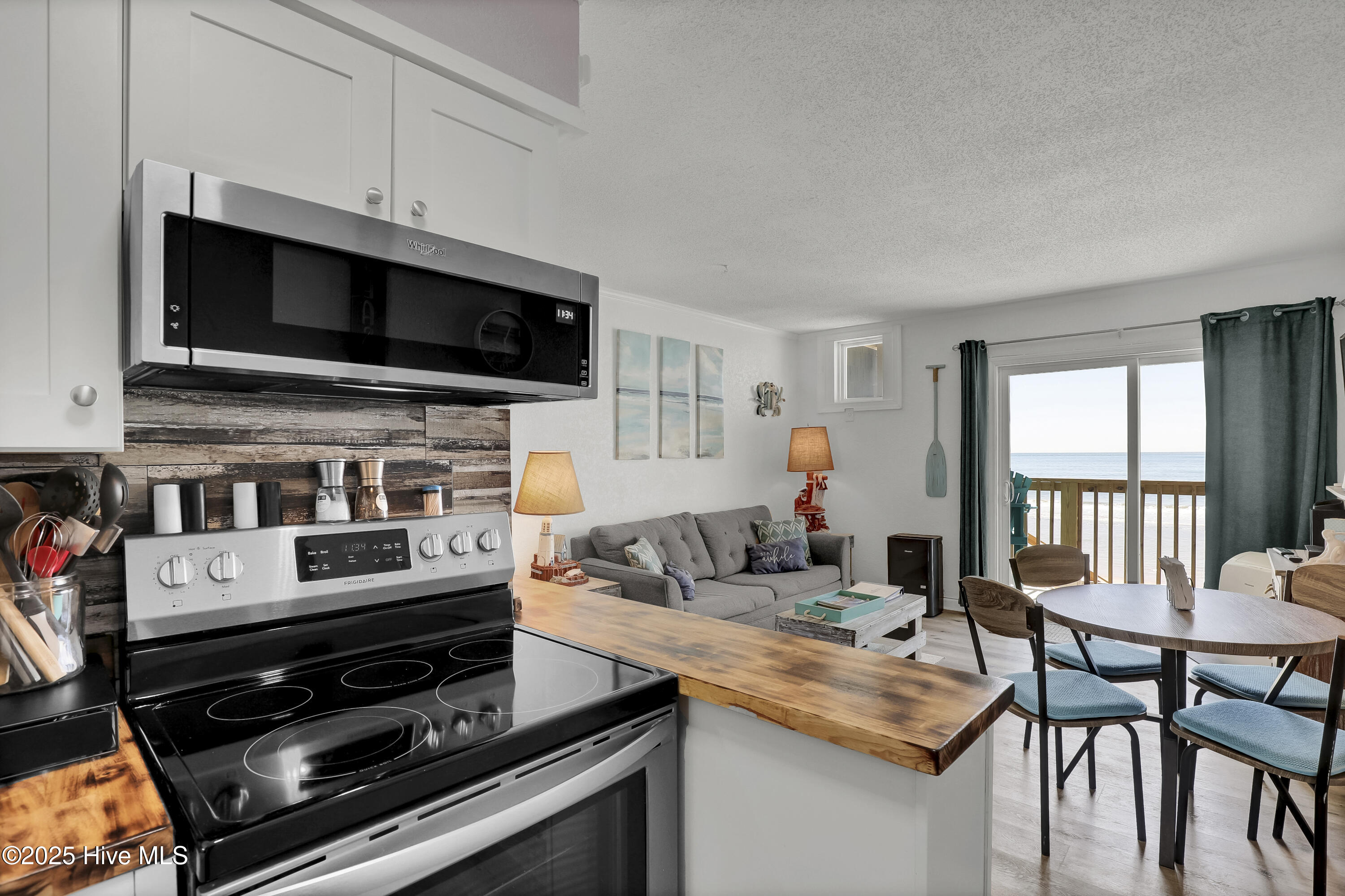 2196 New River Inlet Road Unit 167