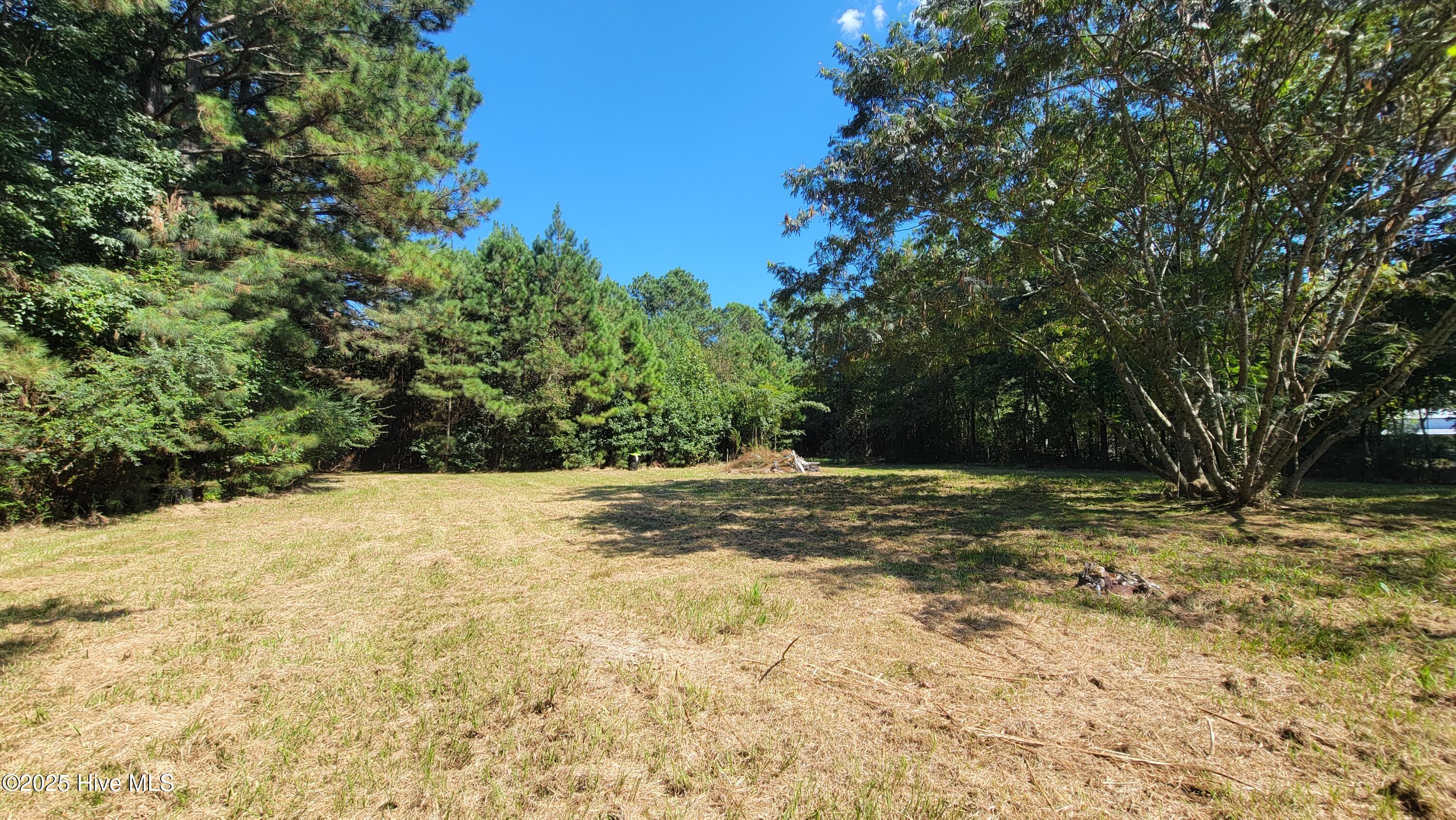 1253 E Davis Road