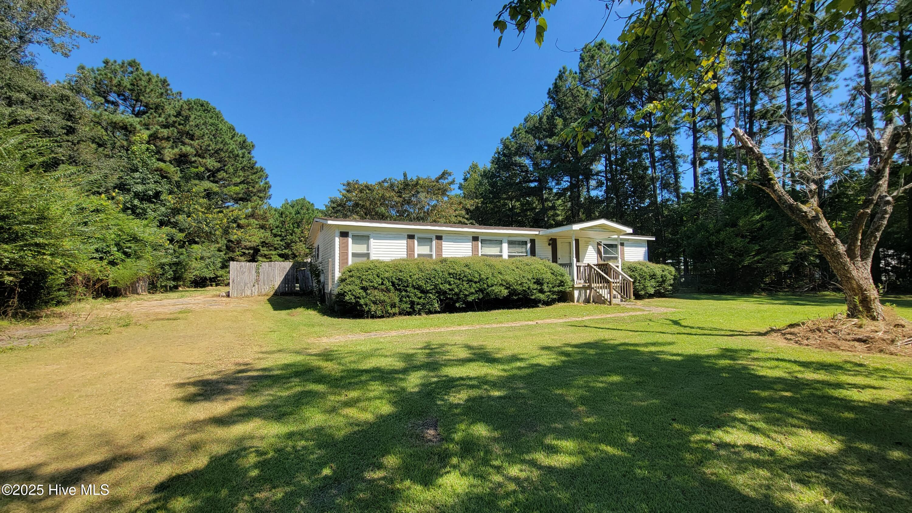 1253 E Davis Road