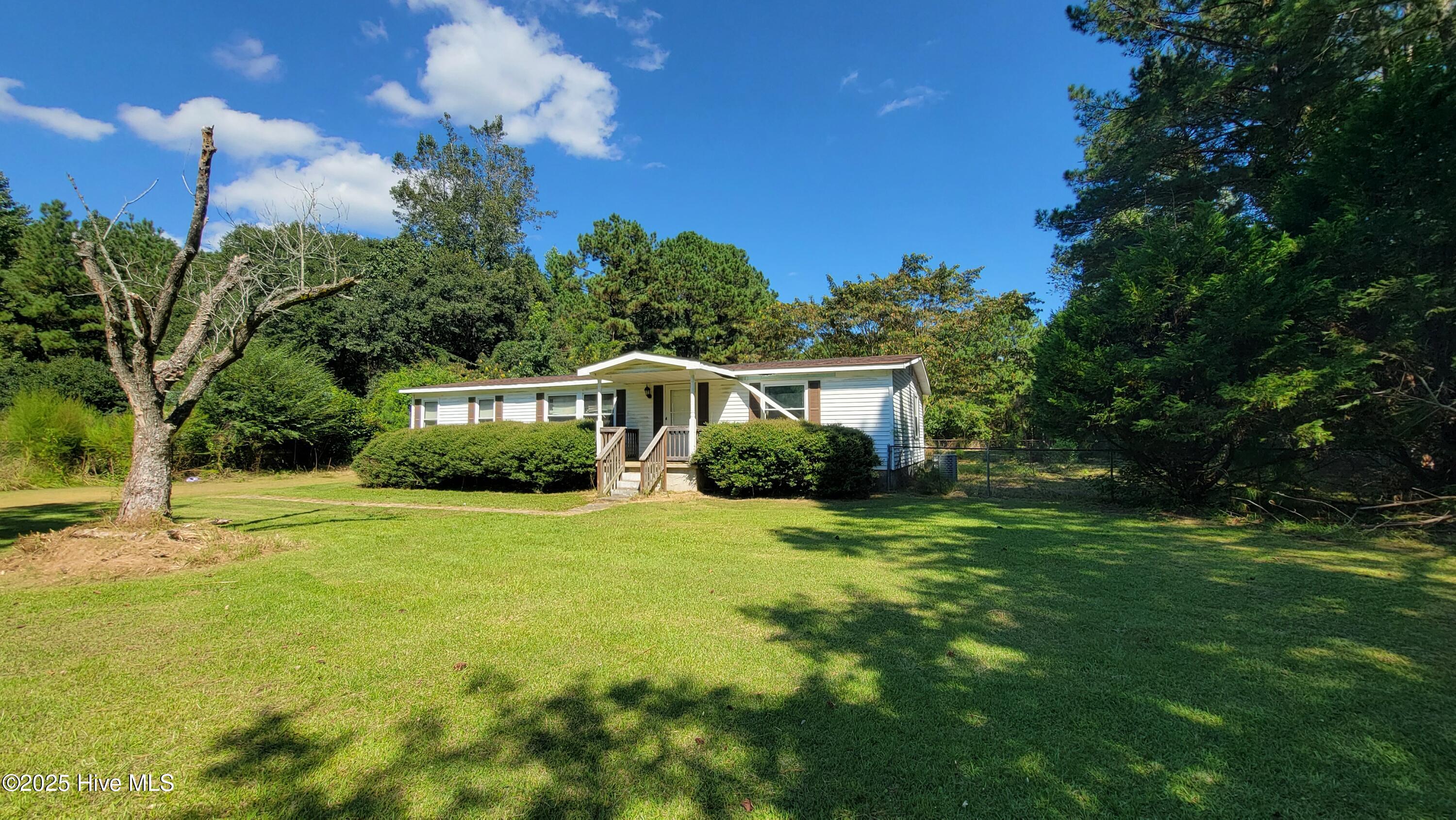 1253 E Davis Road