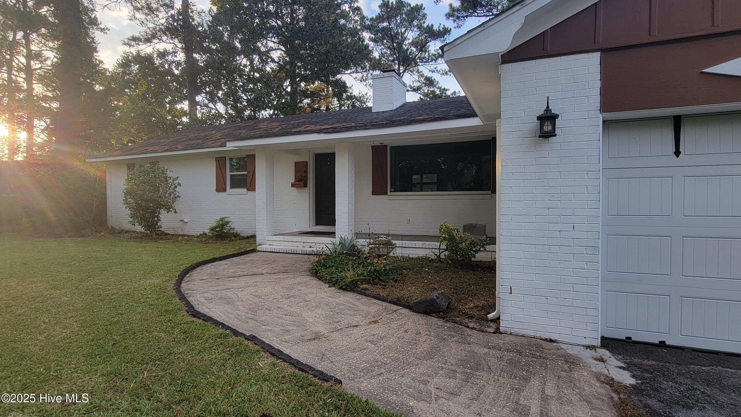 106 Lindsey Drive
