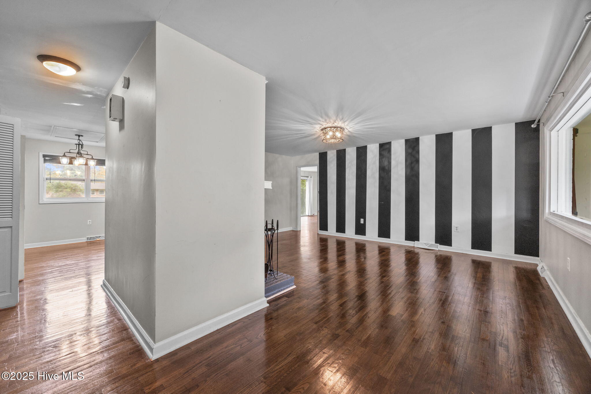 106 Lindsey Drive