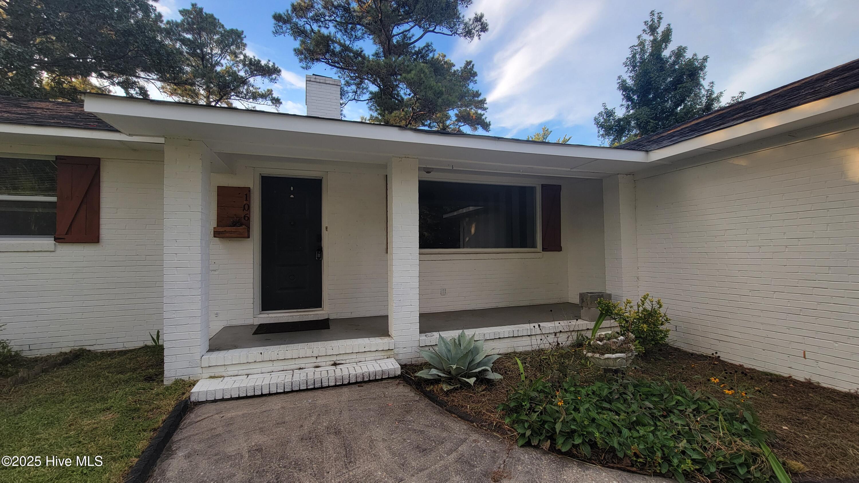 106 Lindsey Drive