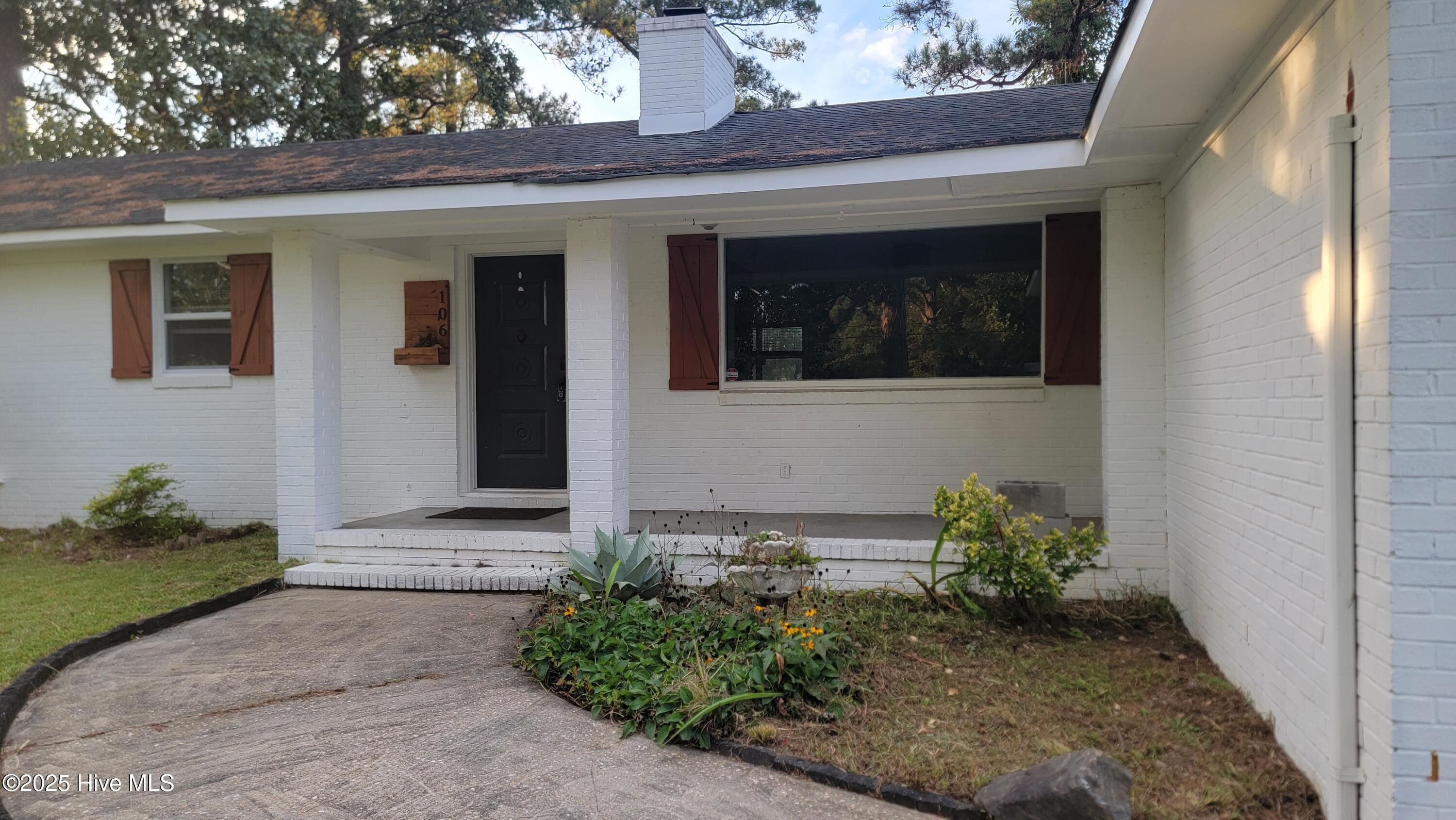 106 Lindsey Drive