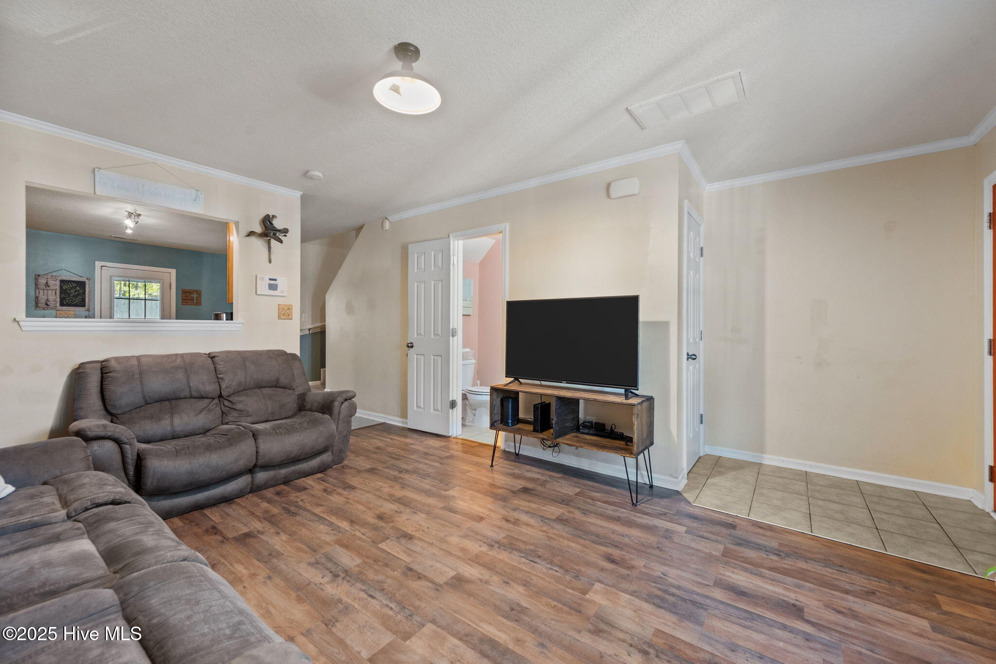 27 E Doris Avenue 207