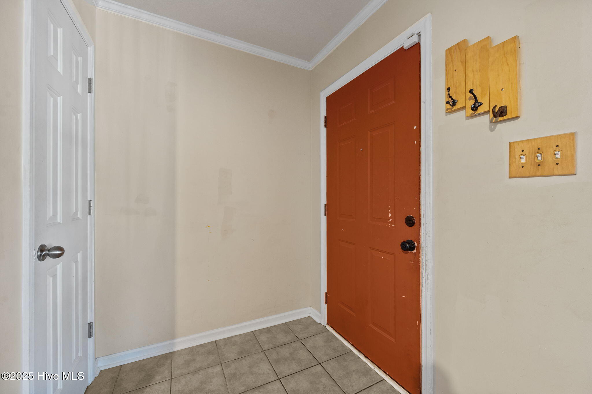 27 E Doris Avenue 207