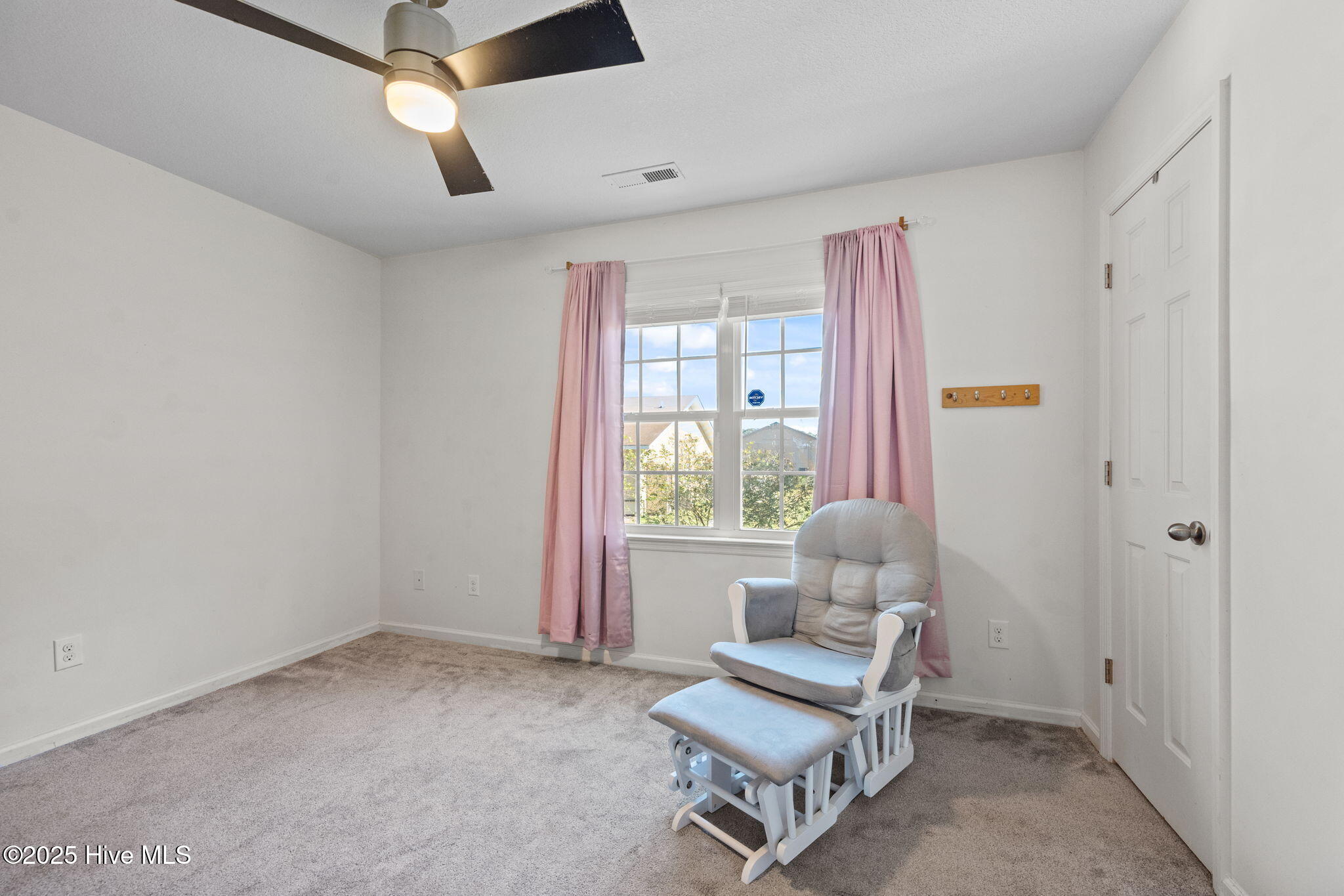 27 E Doris Avenue 207