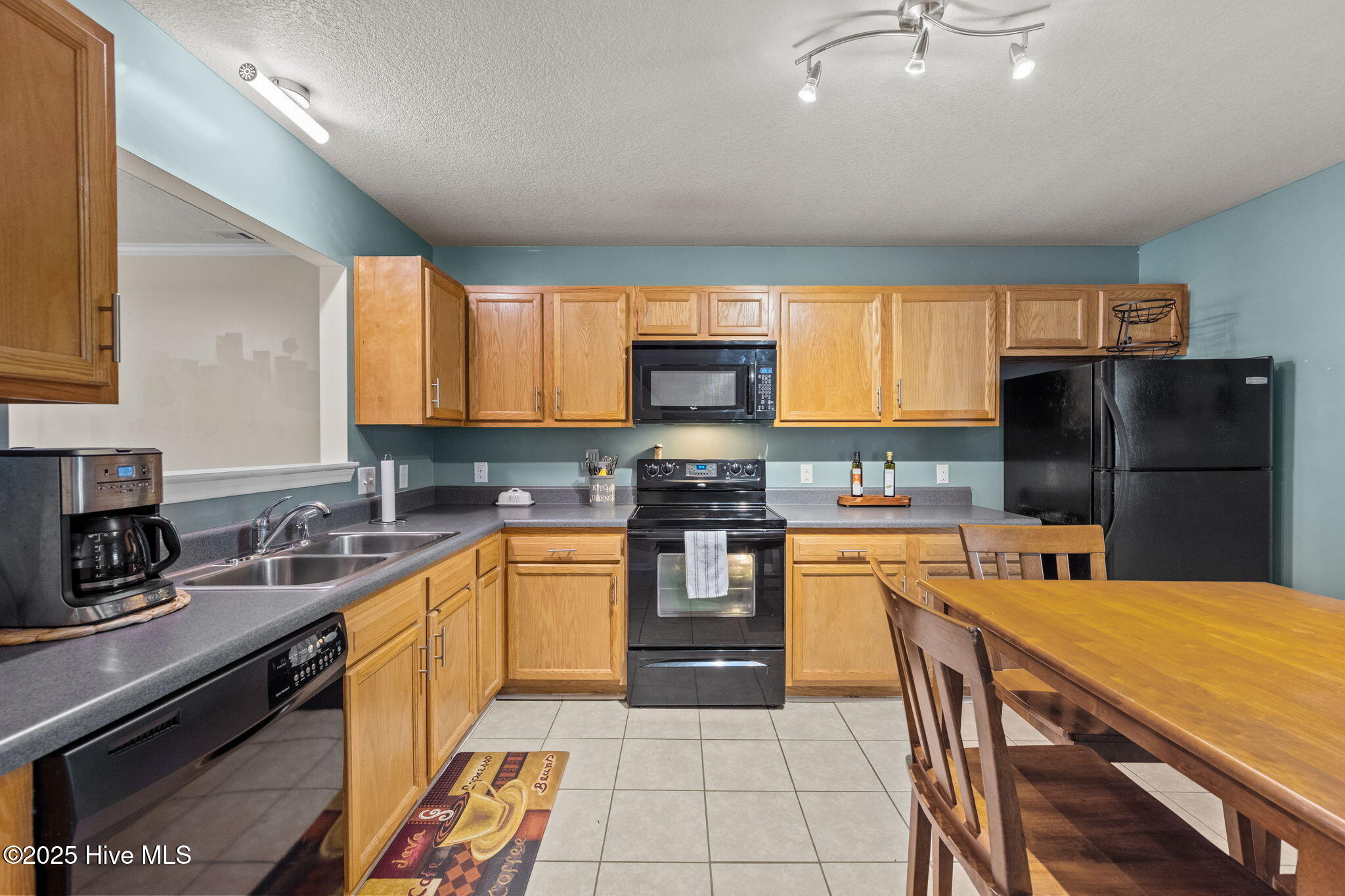 27 E Doris Avenue 207