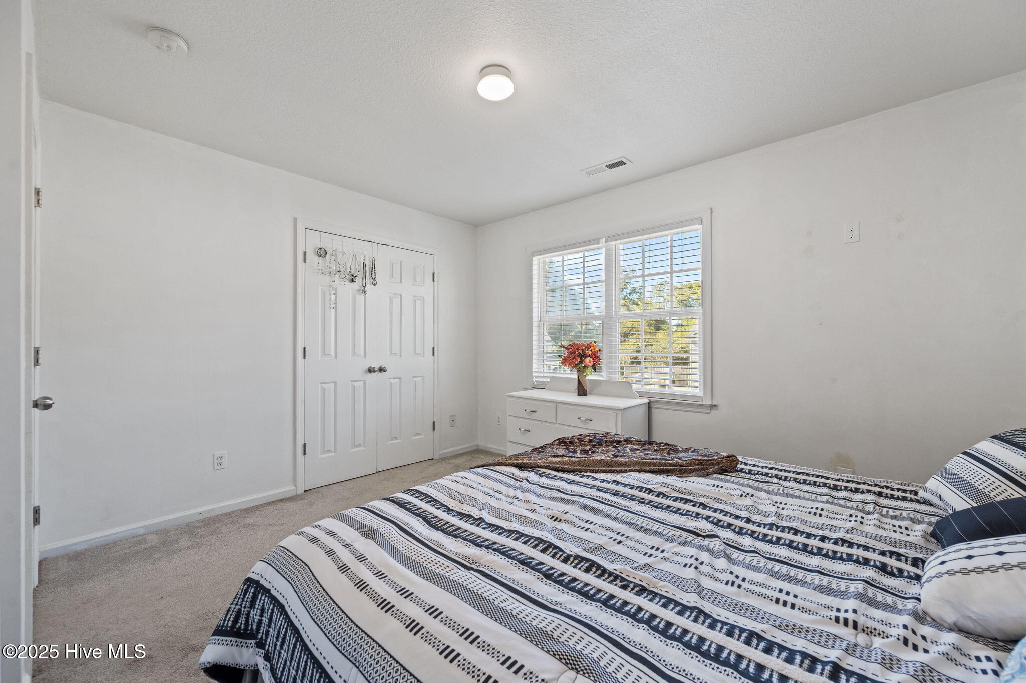 27 E Doris Avenue 207
