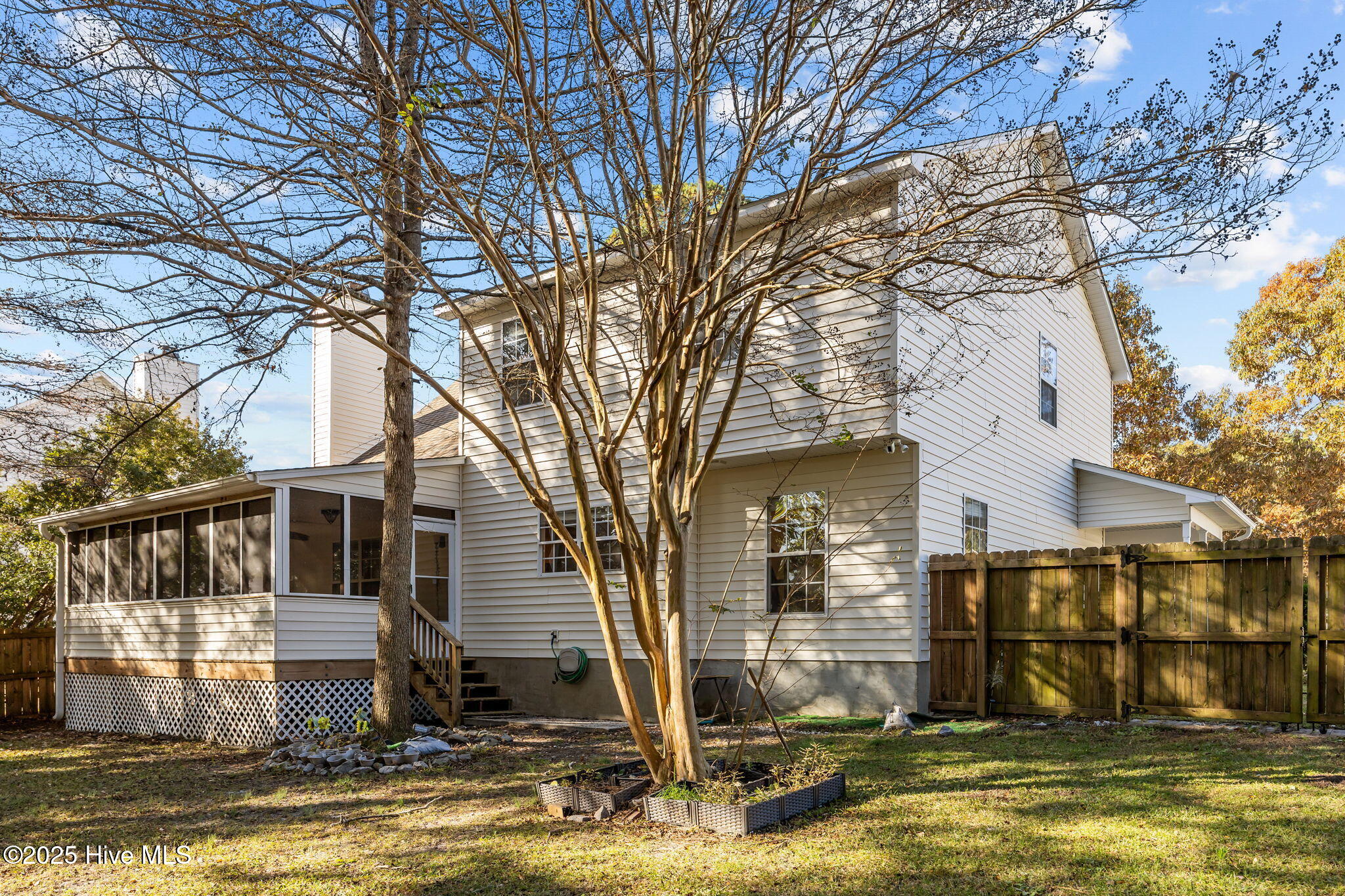 102 Trenton Place
