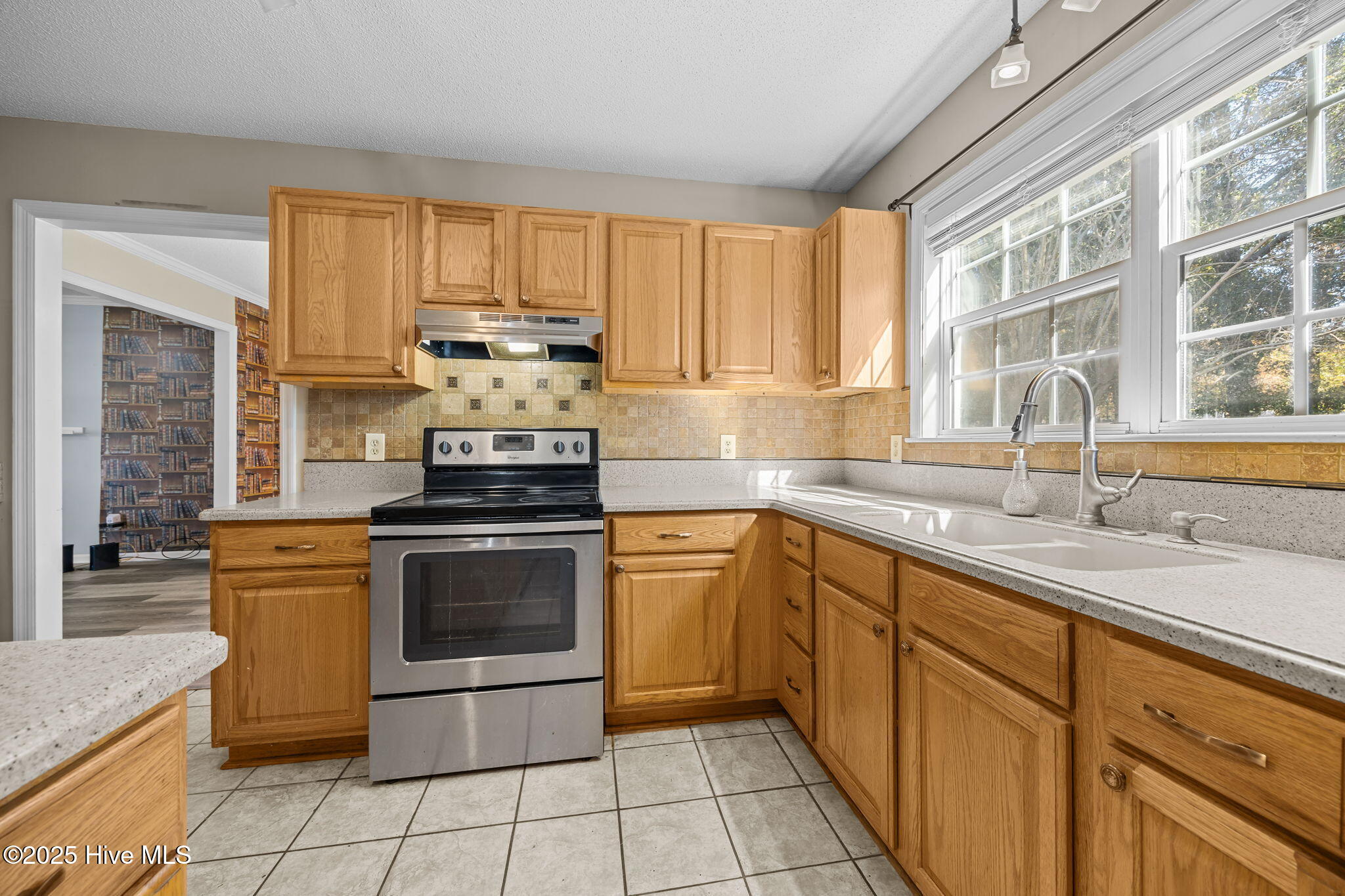 102 Trenton Place