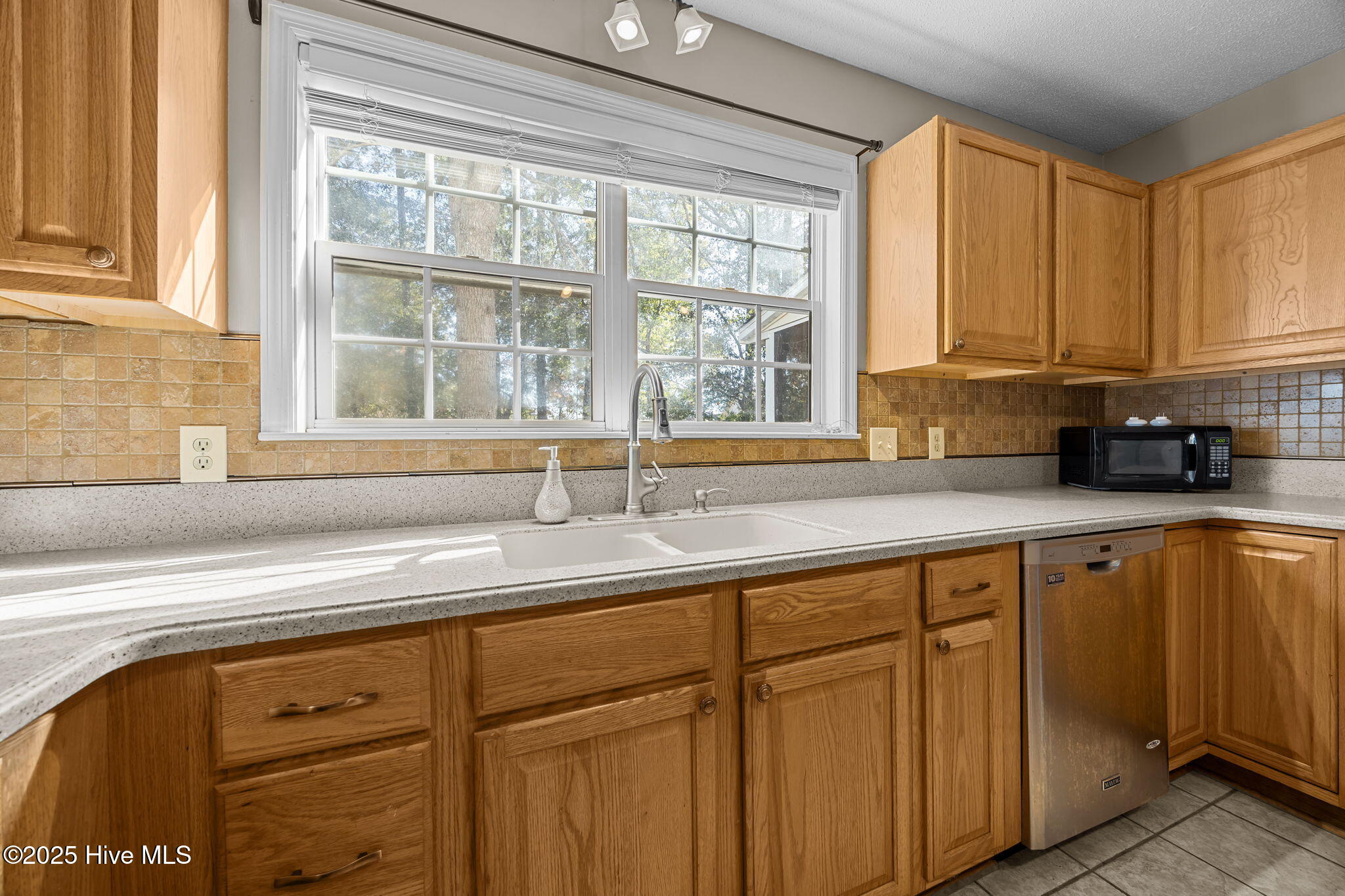 102 Trenton Place