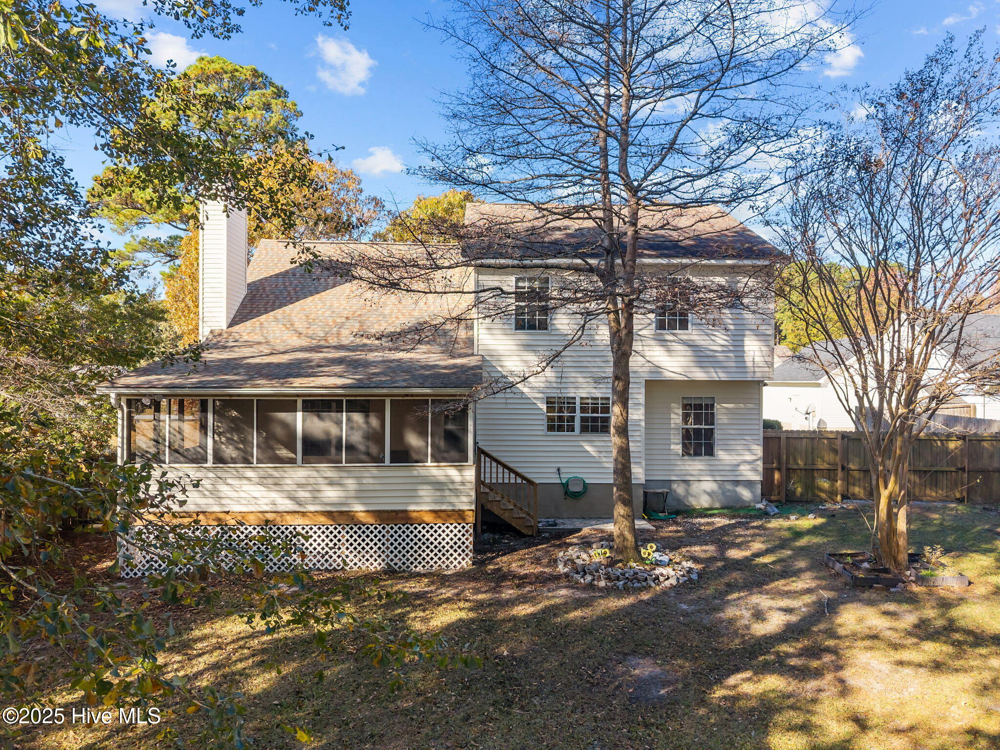 102 Trenton Place