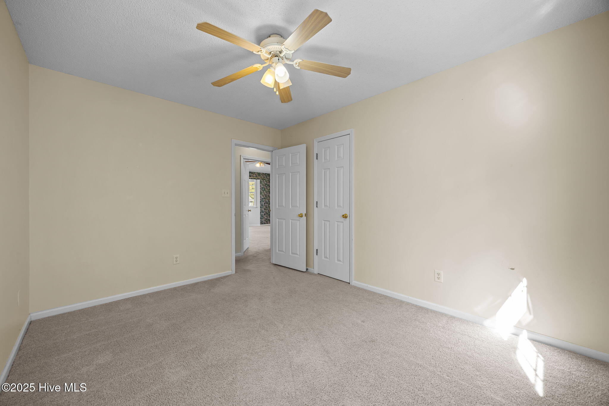 102 Trenton Place