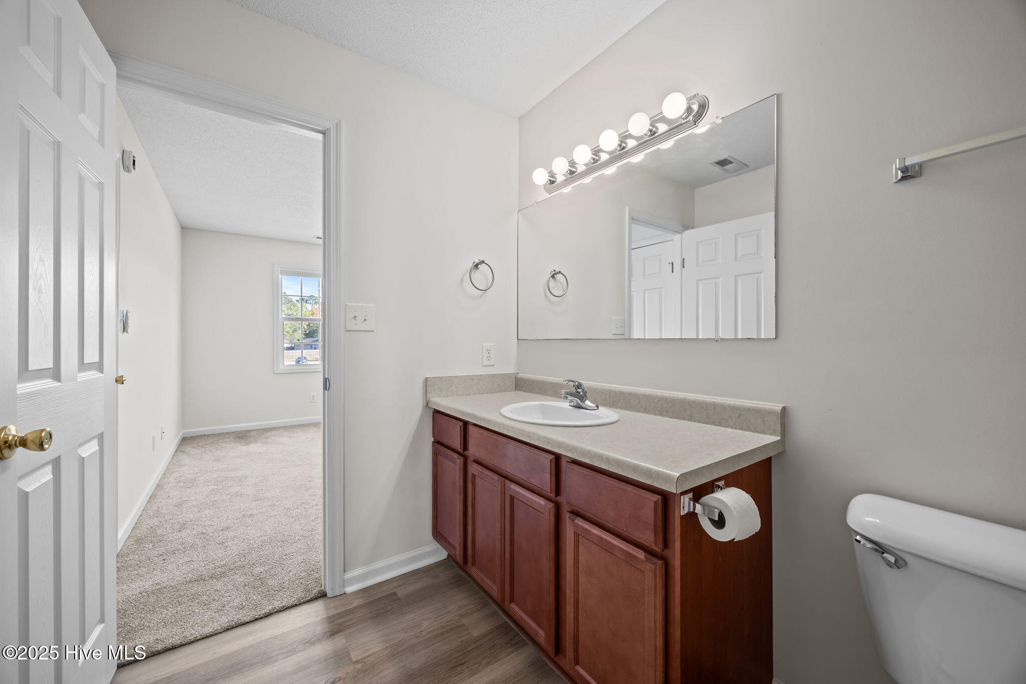 220 Jessie Circle