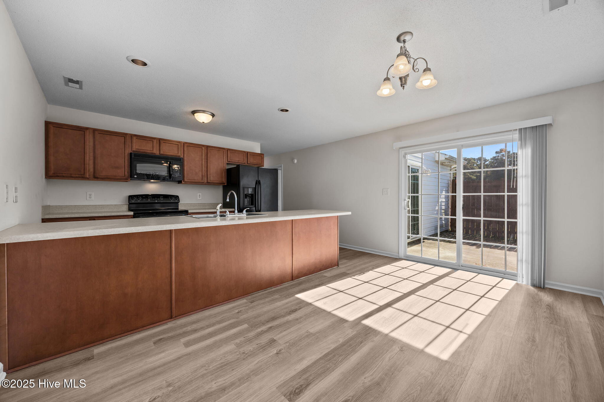 220 Jessie Circle