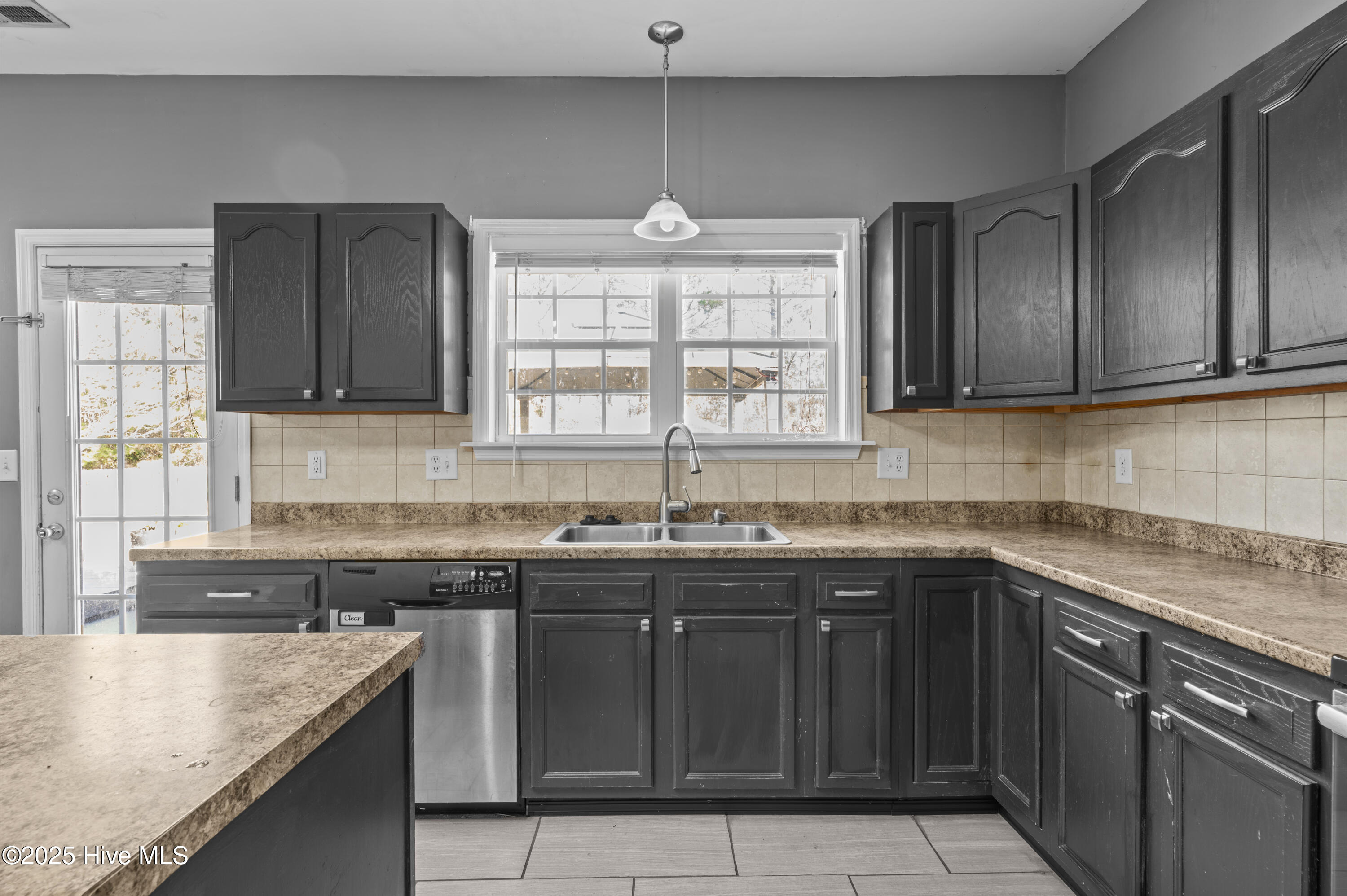 406 Little Creek Court